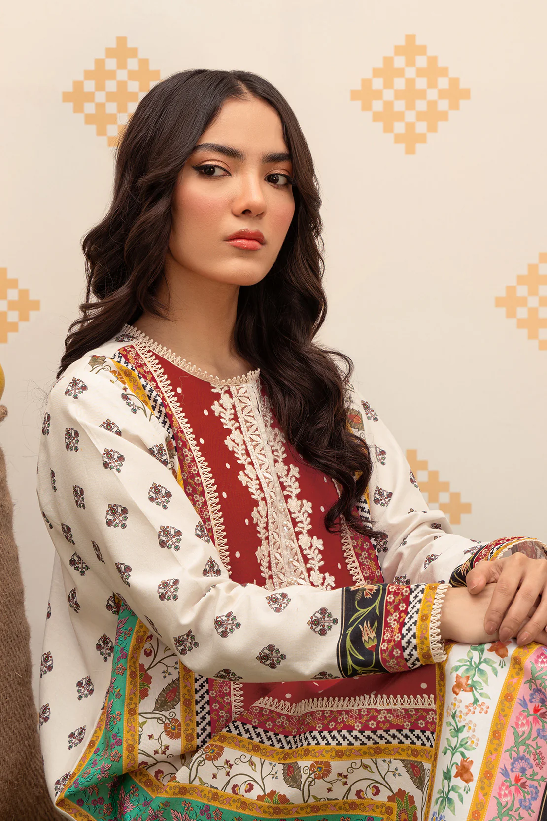 Printed - 2 Pc Lawn Suit - Image 4