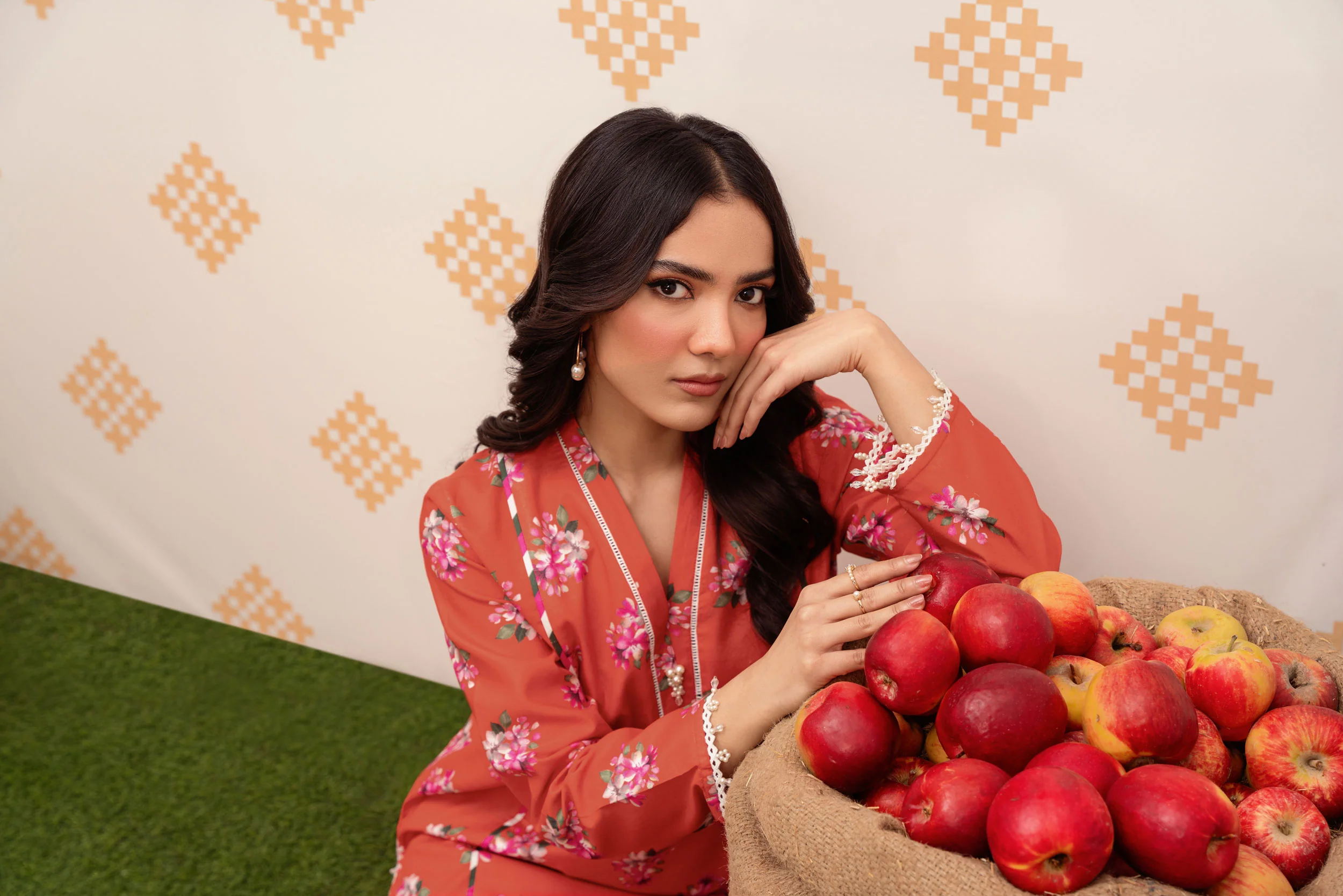 Printed - 2 Pc Lawn Suit - Image 9