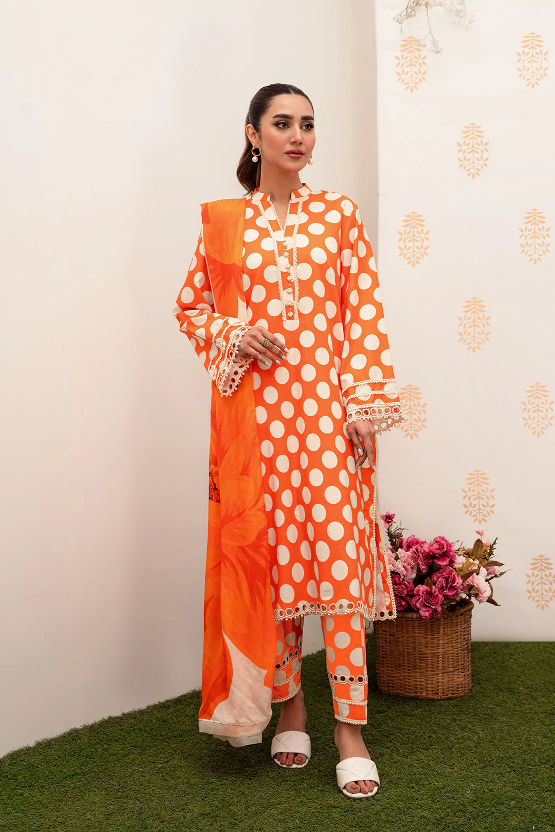 Printed - 3 Pc Lawn Suit - Image 2