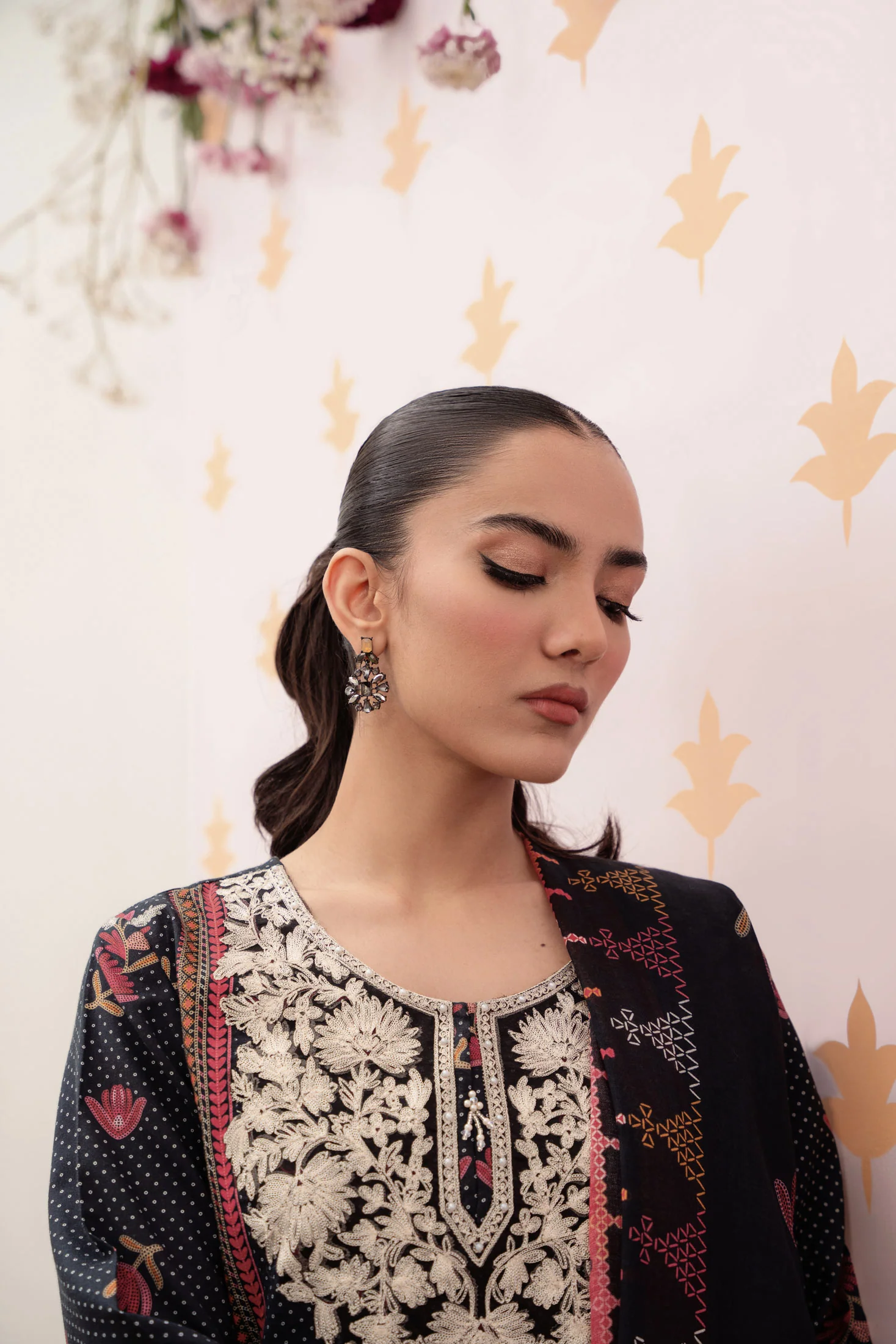 Printed - 3 Pc Lawn Suit - Image 5
