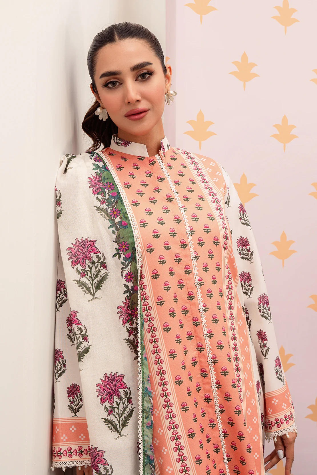 Printed - 3 Pc Lawn Suit - Image 2
