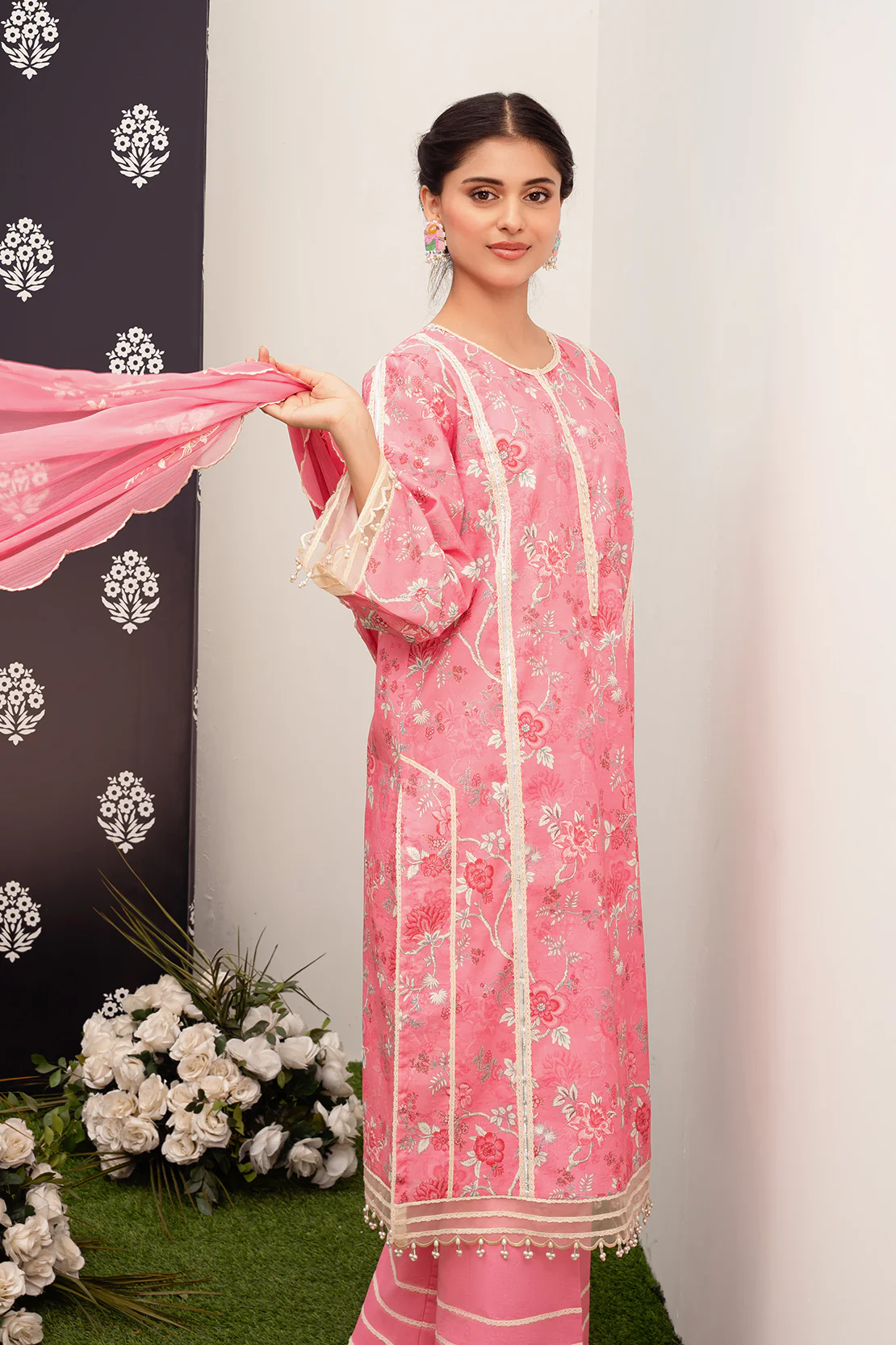 Printed - 3 Pc Lawn Suit - Image 6