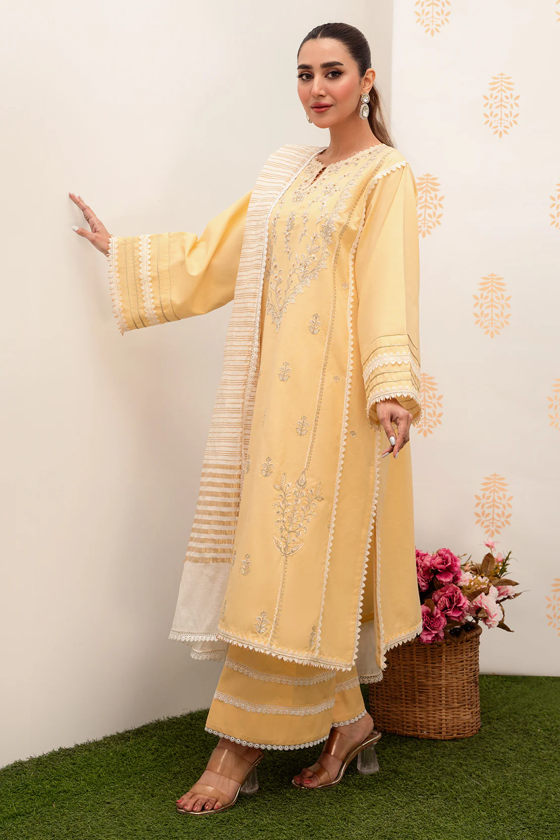 Dyed - 3 Pc Lawn Suit - Image 5