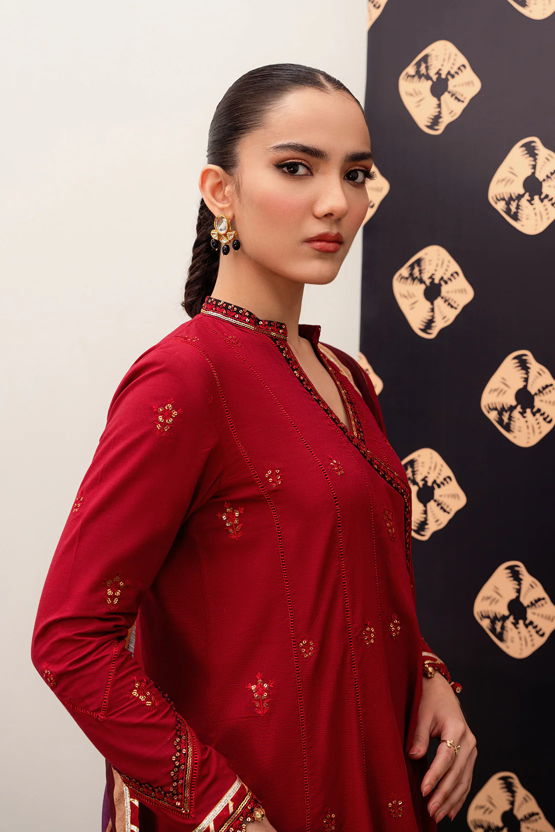 Dyed - 3 Pc Lawn Suit - Image 5