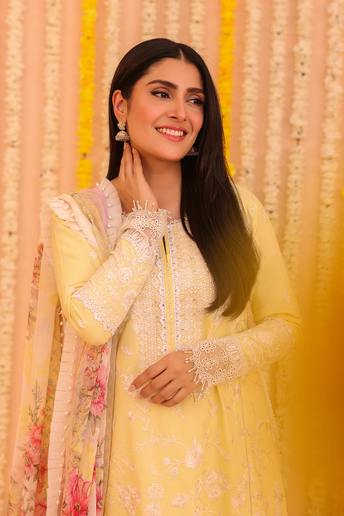 Premium - 3 Pc Lawn Suit - Image 6