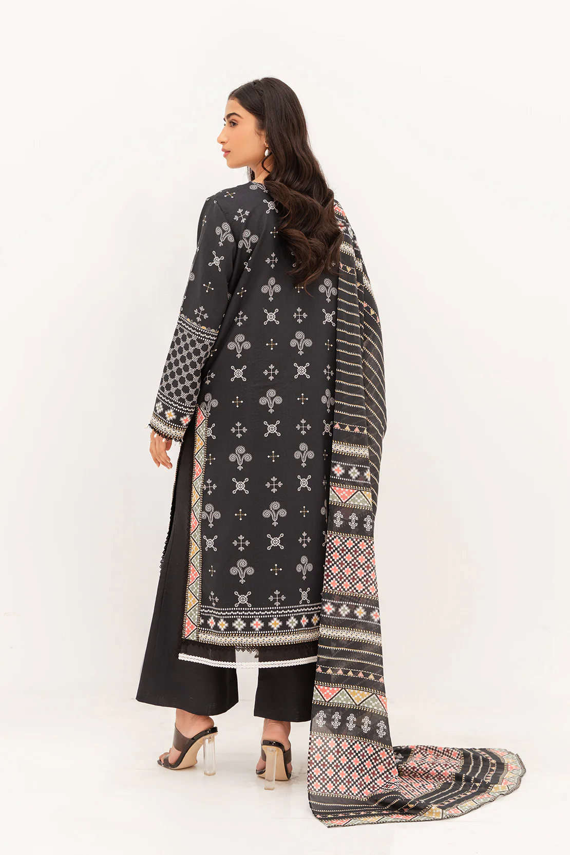 Printed - 3 Pc Lawn Suit - Image 2