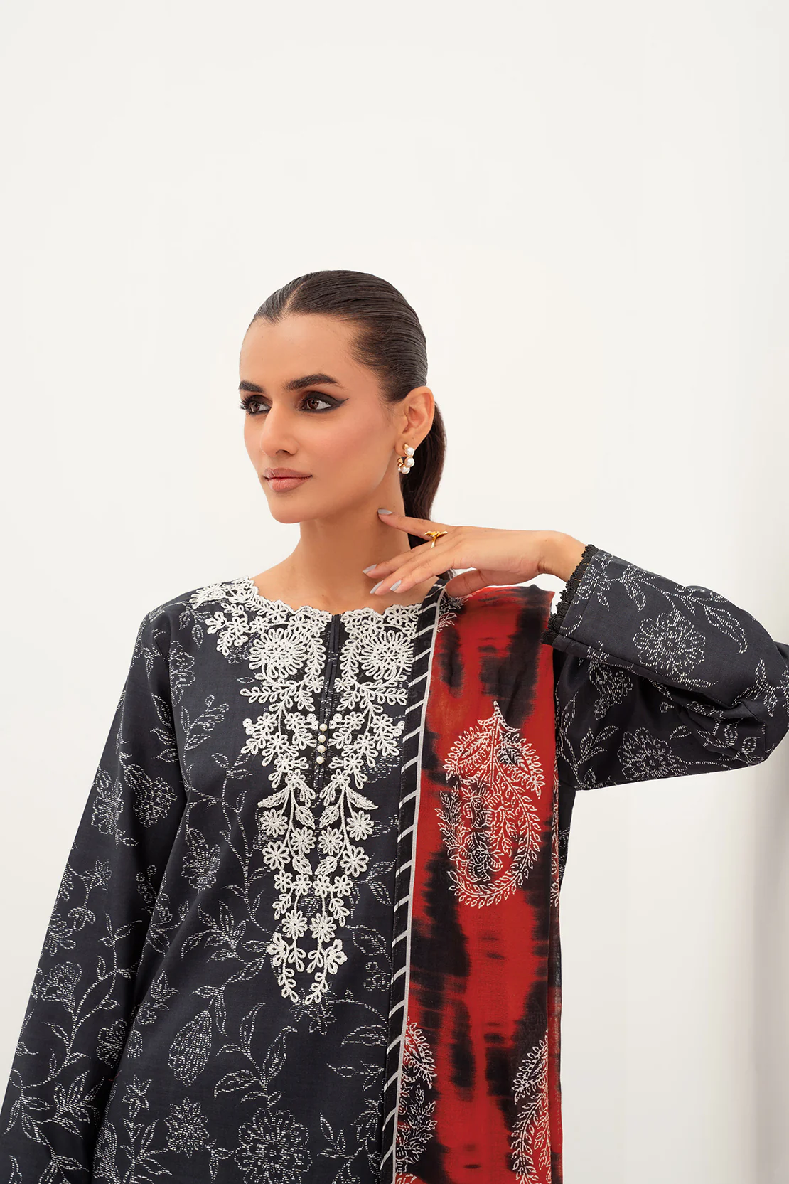 PRINTED - 3 PC LAWN SUIT (STITCHED) - Image 4