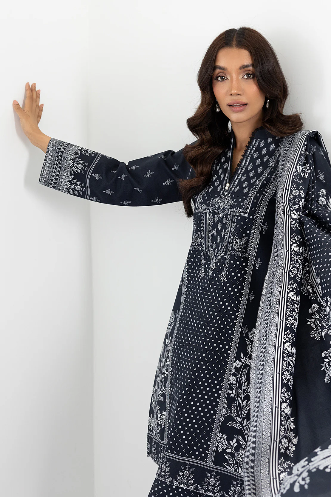 PRINTED - 3 PC LAWN SUIT (STITCHED) - Image 5
