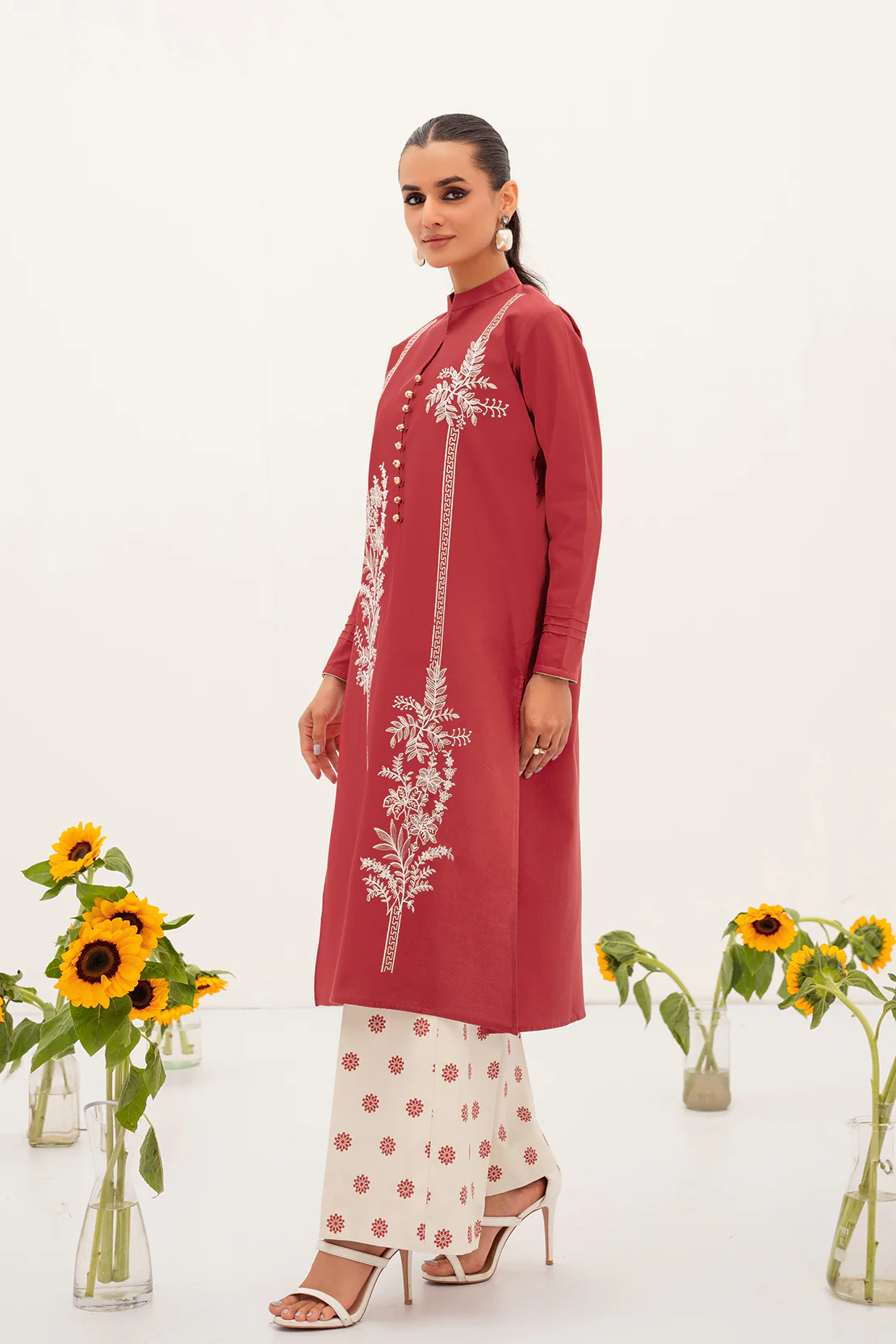 Printed - 2 Pc Lawn Suit (Stitched) - Image 3
