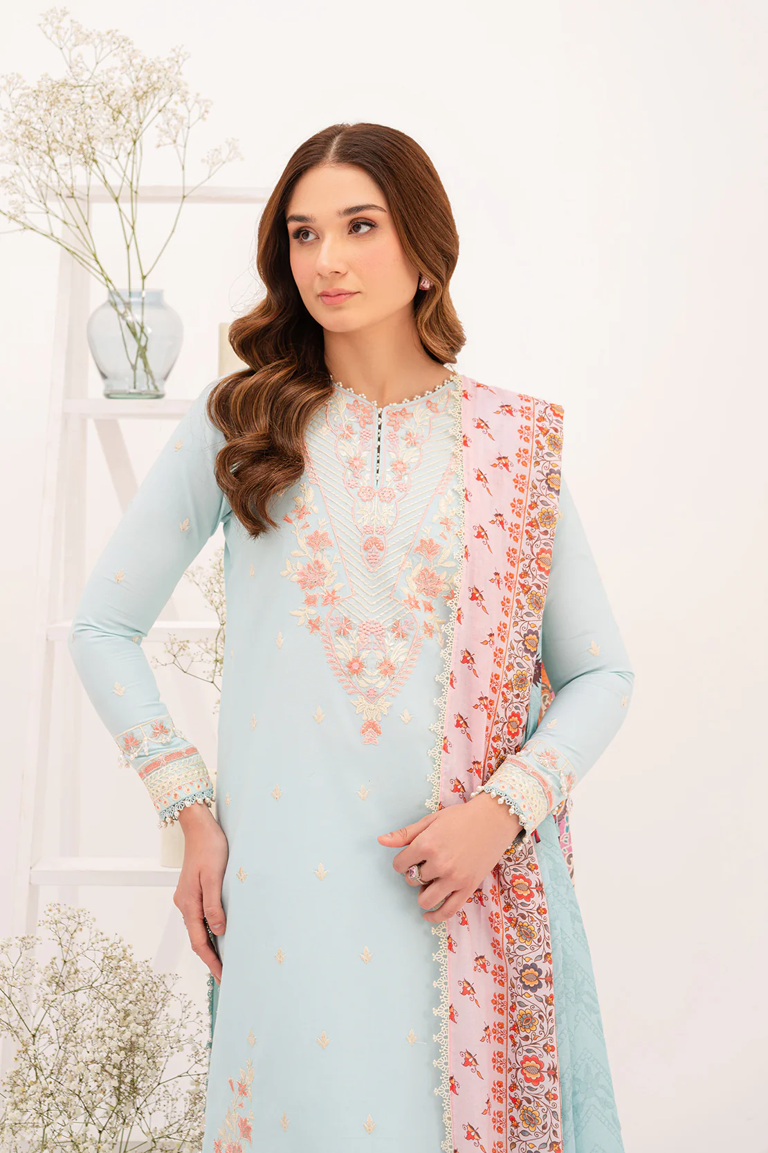 DYED - 3 PC LAWN SUIT - Image 3