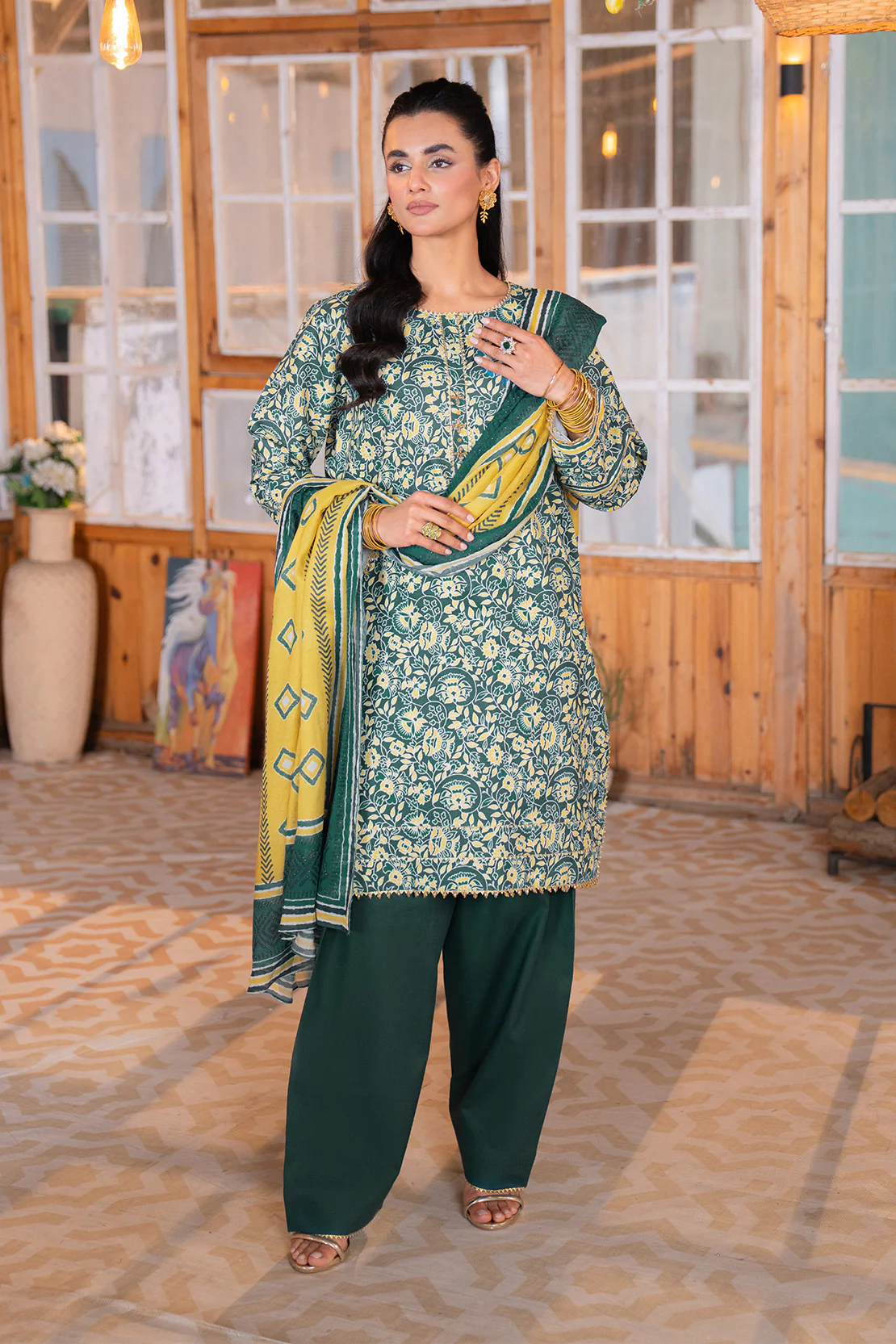 Printed - 2 Pc Lawn Suit (Lawn Dupatta) - Image 4
