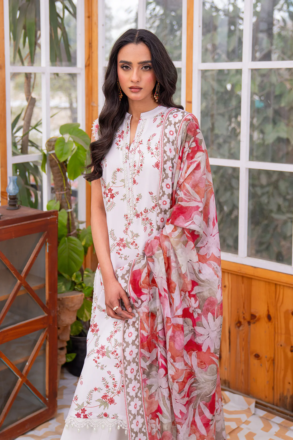 Printed - 2 Pc Lawn Suit (Lawn Dupatta) - Image 2