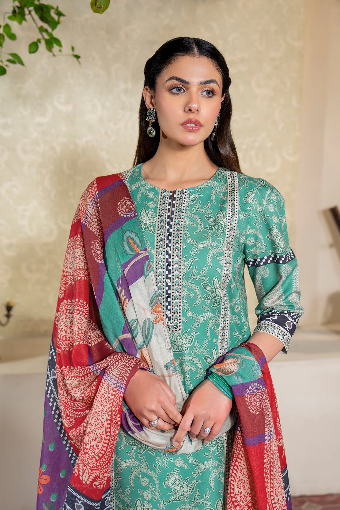 Embroidered - 3 Pc Lawn Suit (Lawn Dupatta) - Image 5