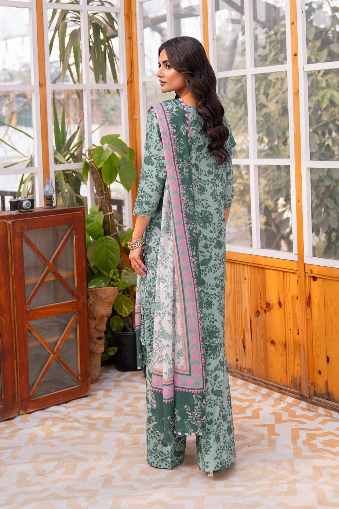 Embroidered - 3 Pc Lawn Suit (Lawn Dupatta) - Image 5