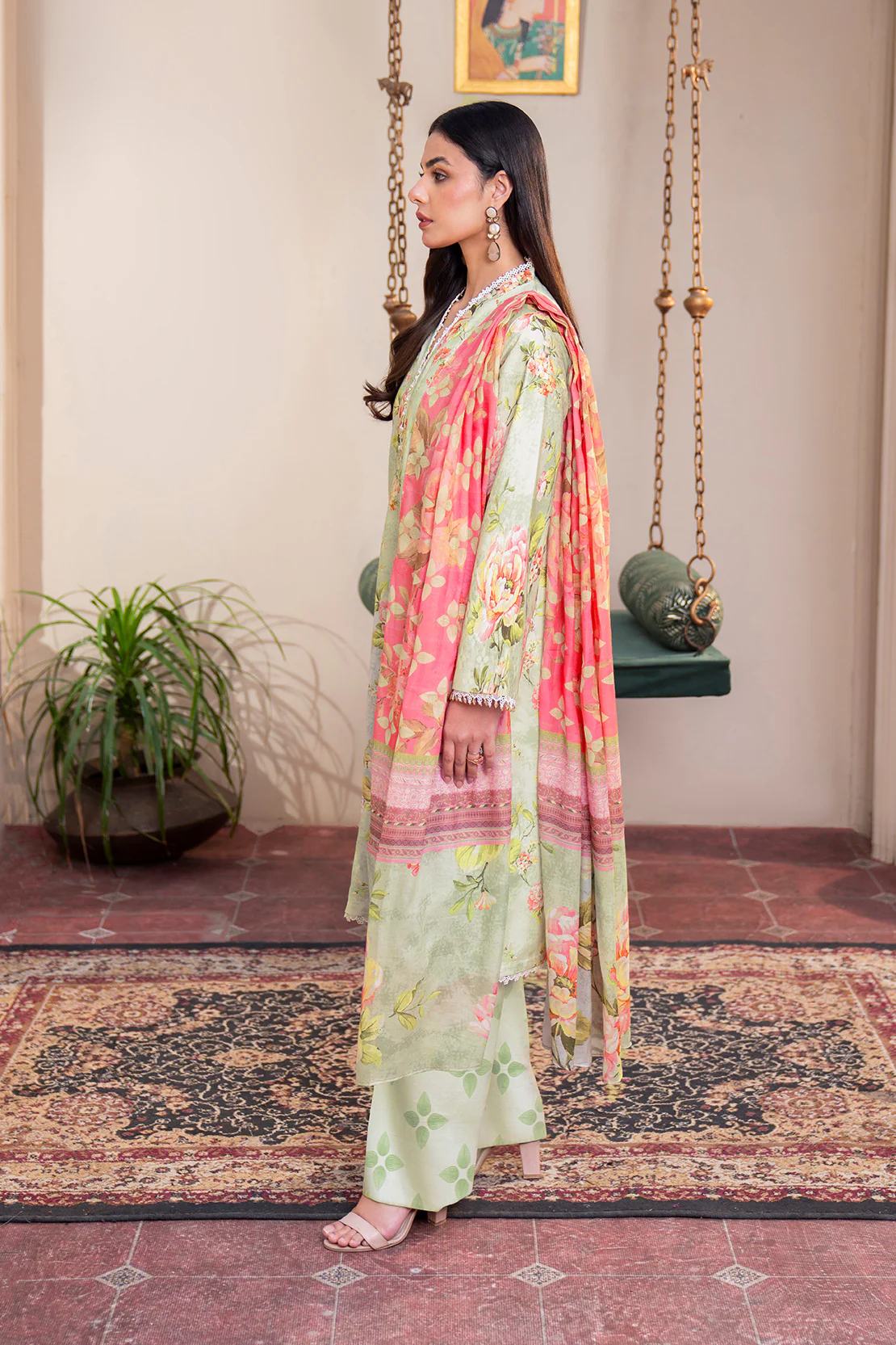 Printed - 3 Pc Lawn Suit (Lawn Dupatta) - Image 3