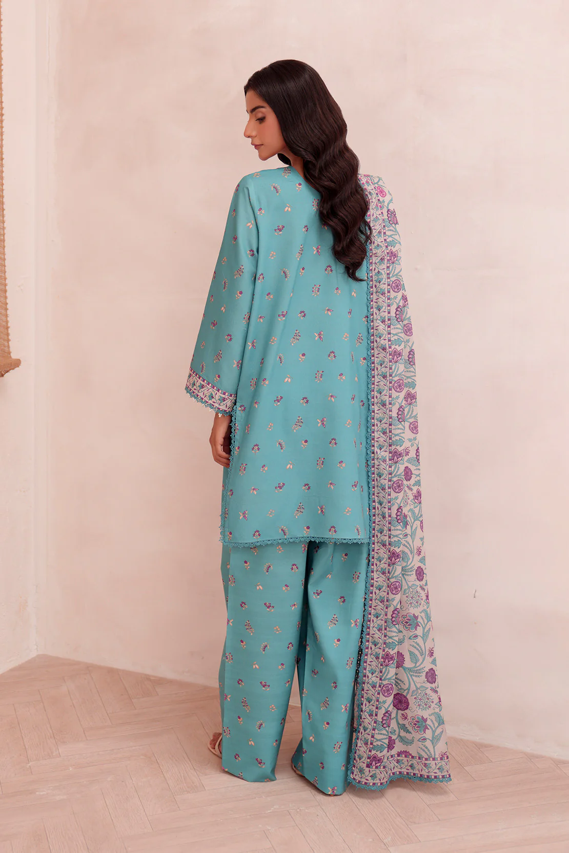 Printed - 3 Pc Lawn Suit (Lawn Dupatta) - Image 4