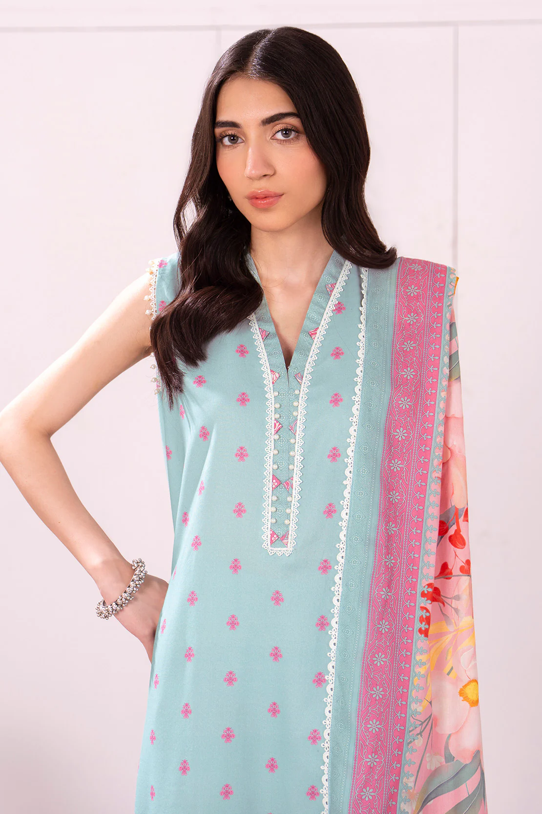 Printed - 3 Pc Lawn Suit - Image 2