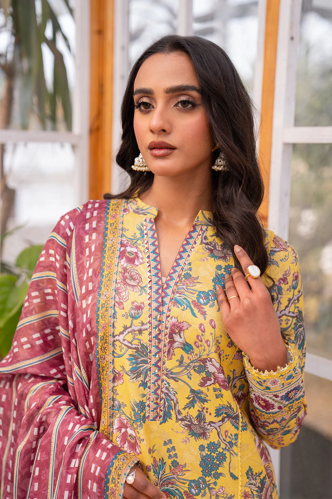 Printed - 3 Pc Lawn Suit (Lawn Dupatta) - Image 2