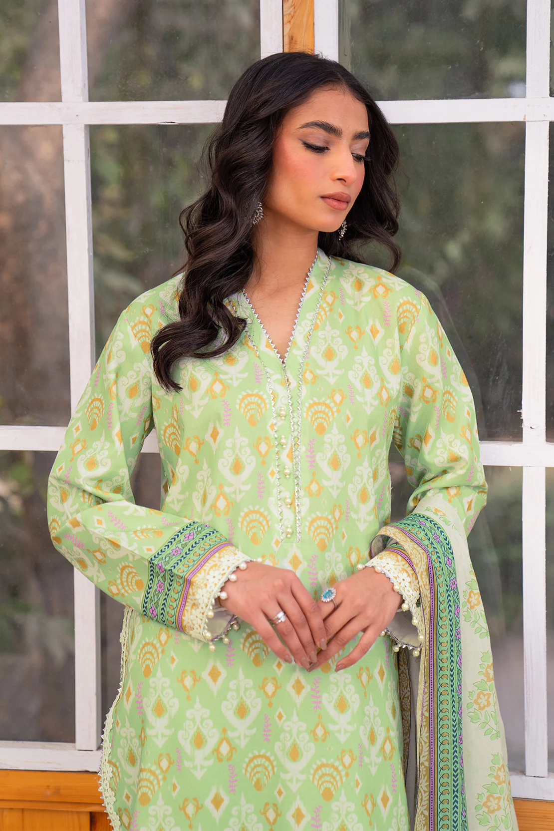 Printed - 3 Pc Lawn Suit (Lawn Dupatta) - Image 4