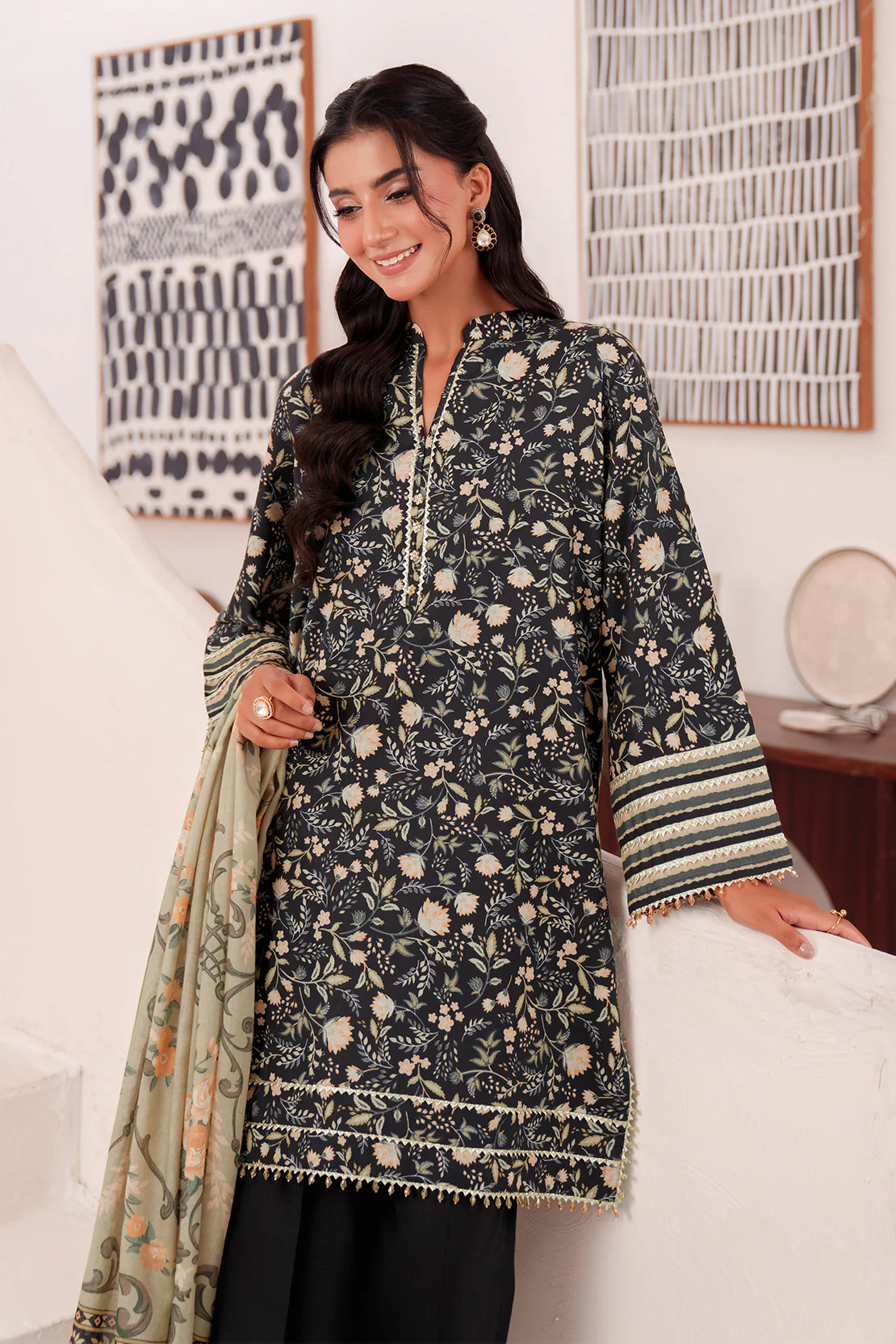 Printed - 3 Pc Lawn Suit (Lawn Dupatta) - Image 5