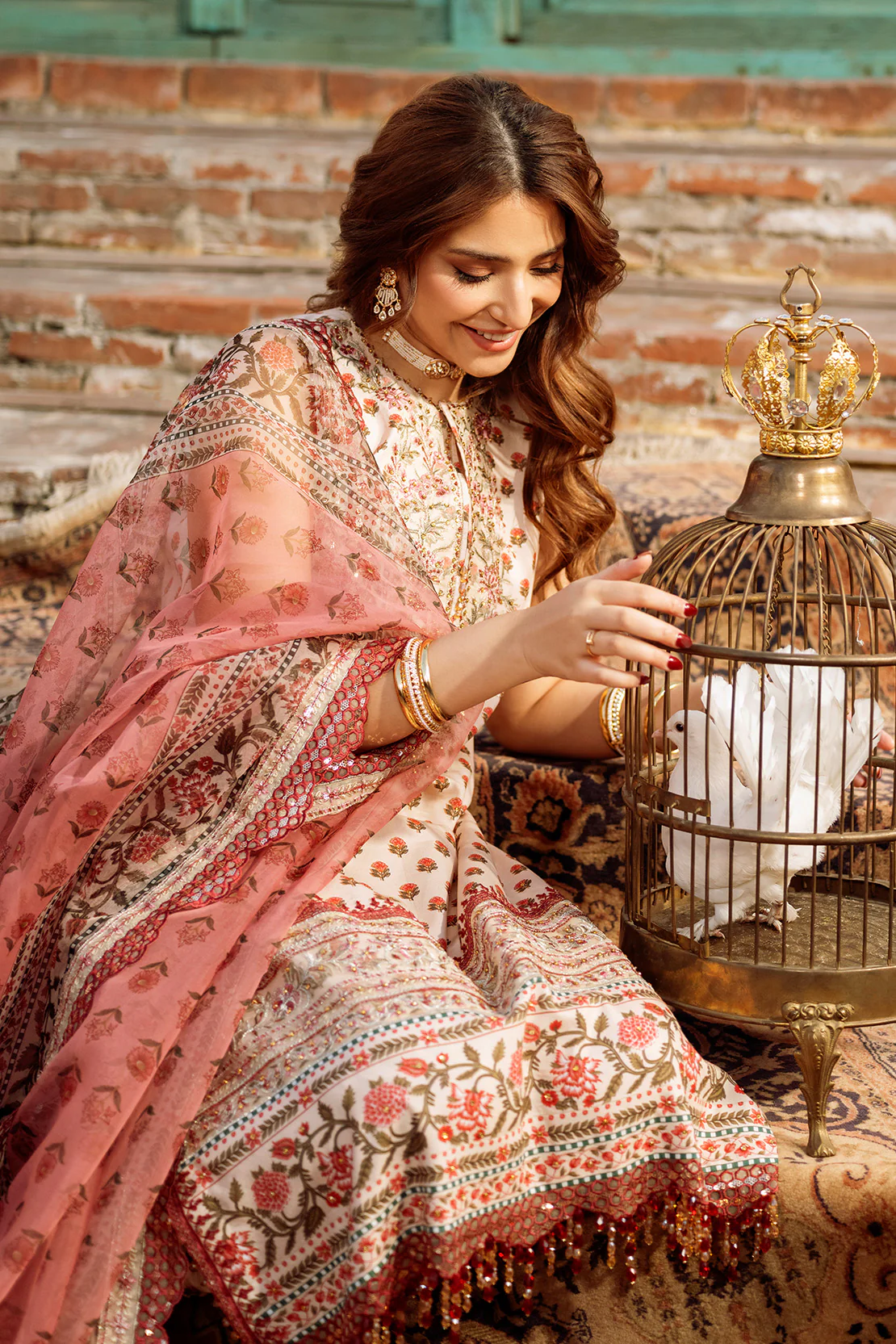 Embroidered - 3 Pc Lawn Suit (Organza Dupatta) - Image 2