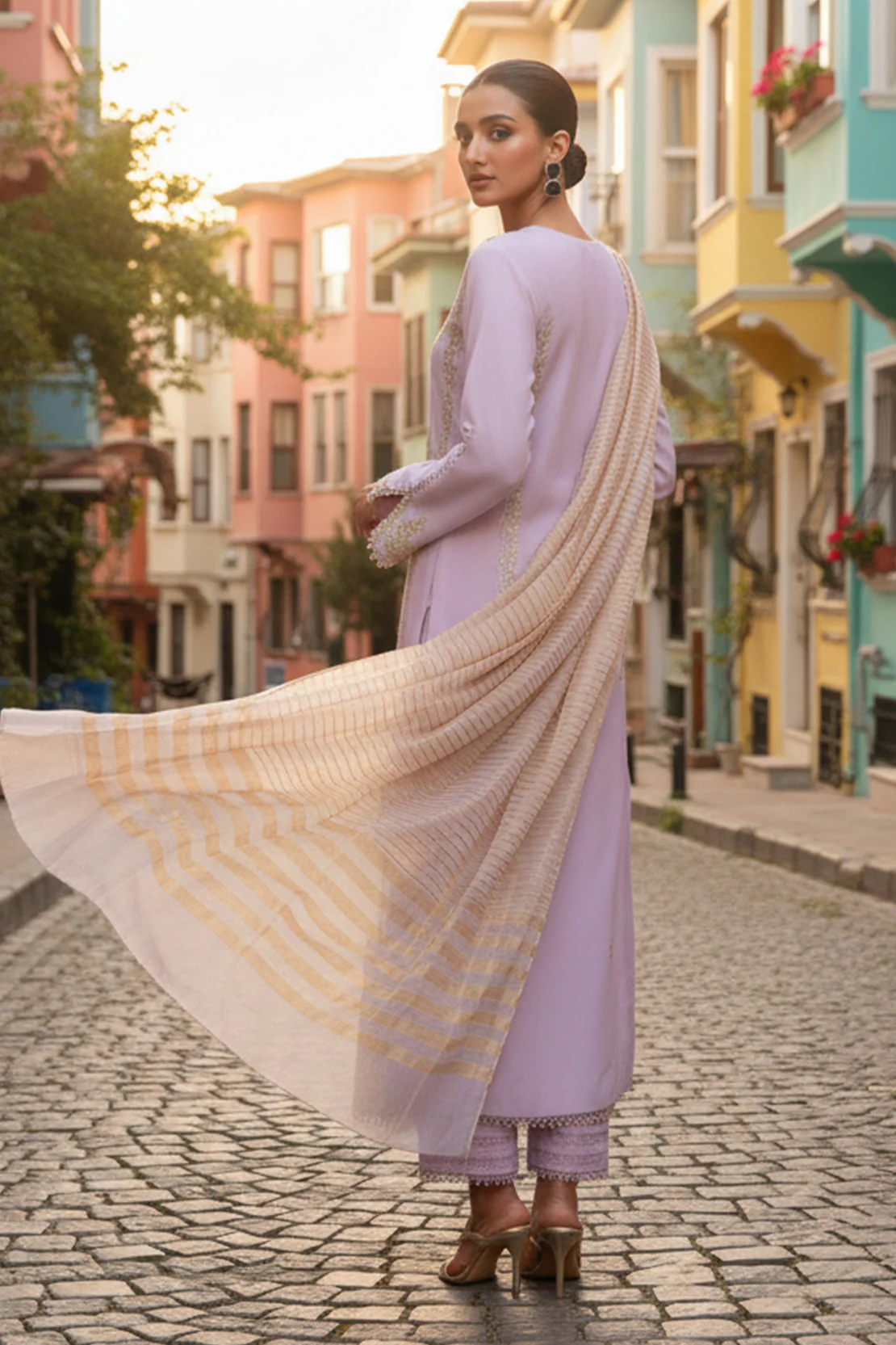 Embroidered - 3 Pc Lawn Suit (Dyed Yarn Dupatta) - Image 5