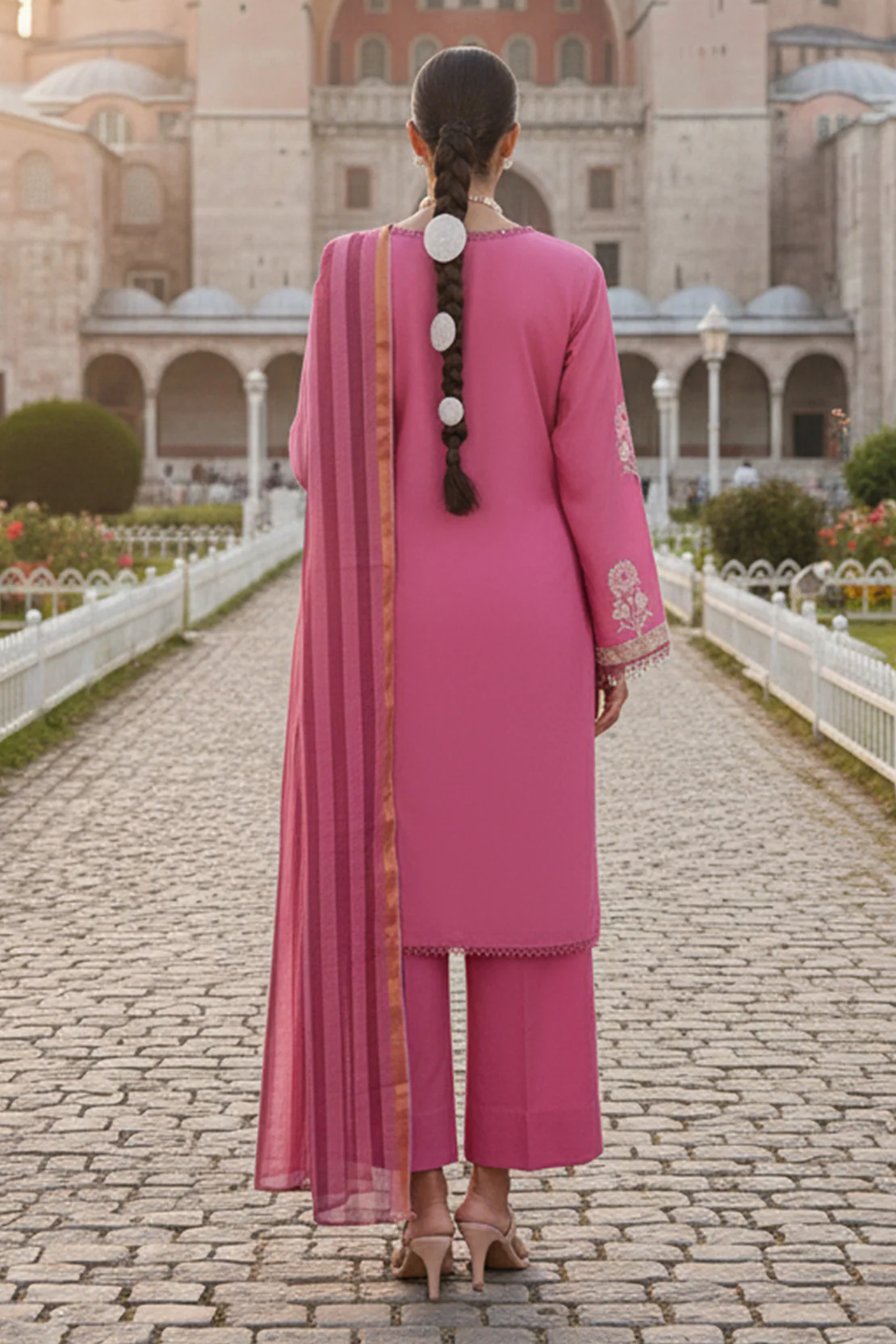 Embroidered - 3 Pc Lawn Suit (Dyed Yarn Dupatta) - Image 5