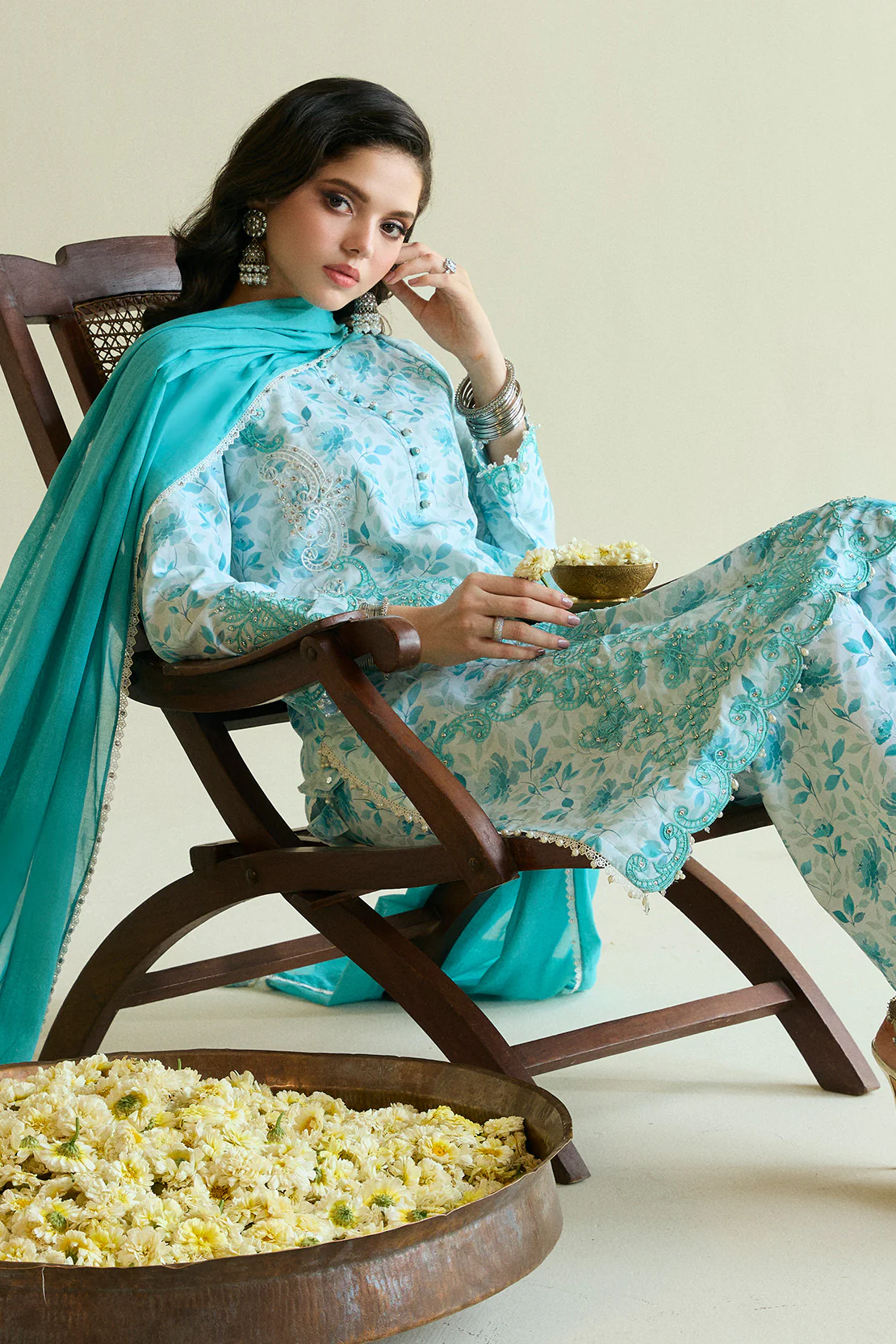 Printed Embroidered - Chikankari 3 Pc Lawn Suit (Dyed Lawn Dupatta) - Image 6
