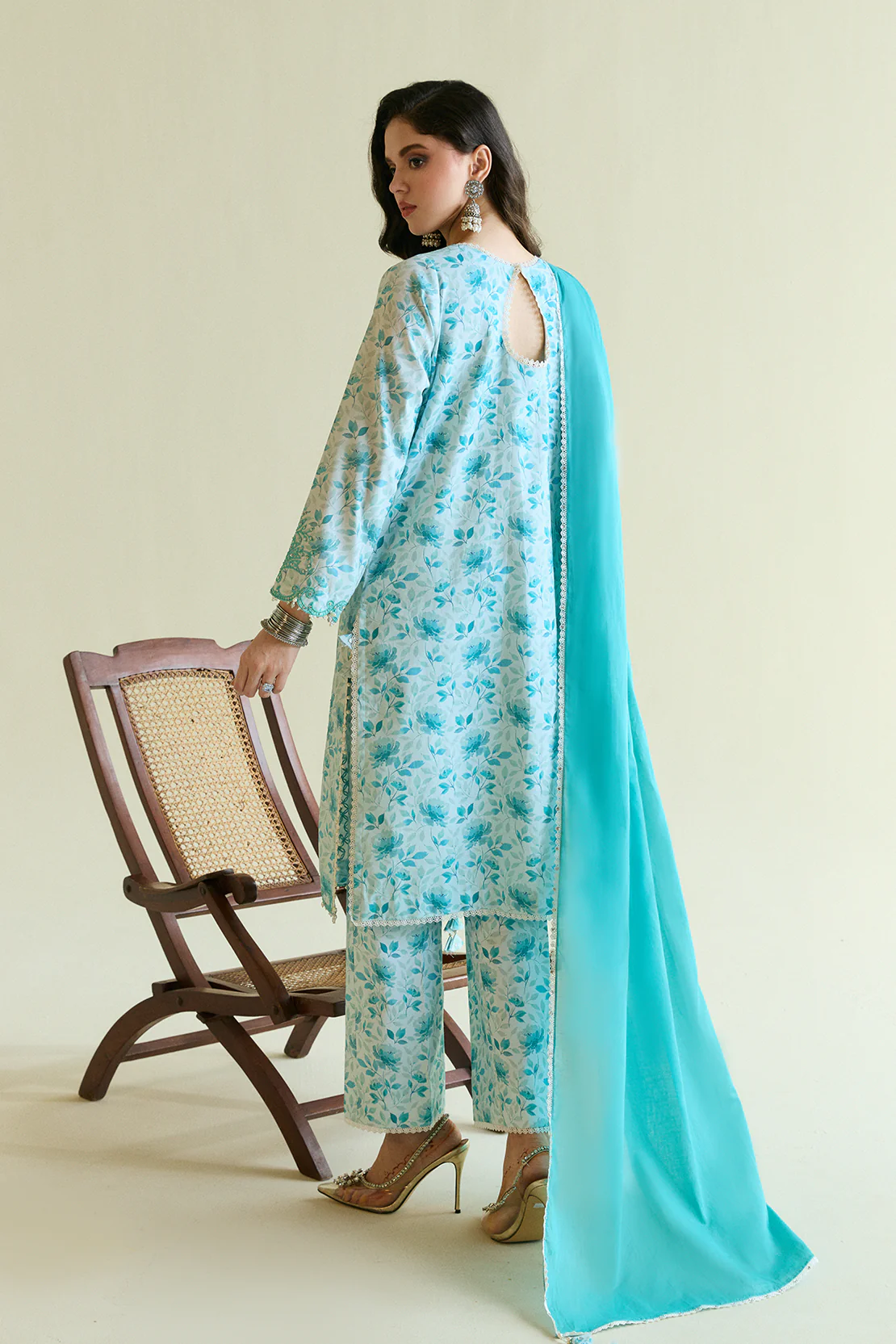 Printed Embroidered - Chikankari 3 Pc Lawn Suit (Dyed Lawn Dupatta) - Image 7