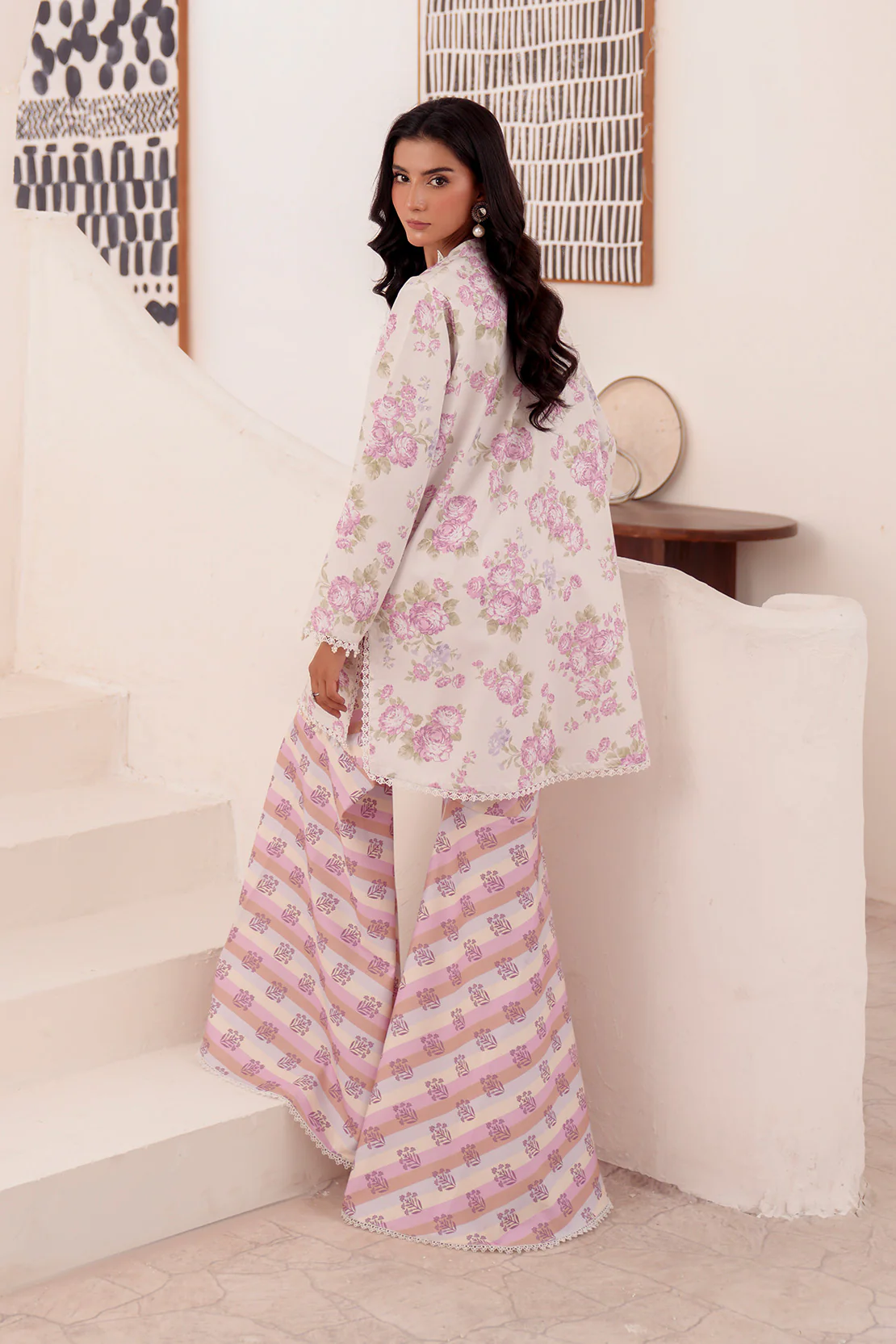 Printed - 2 Pc Lawn Suit - Image 4