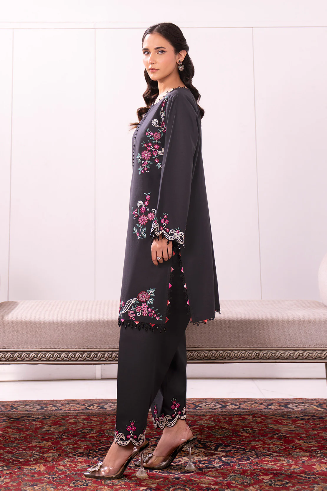 Embroidered - 2 Pc Lawn Suit - Image 4