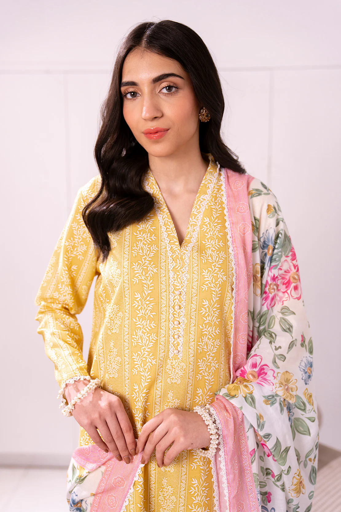 Printed - 3 Pc Lawn Suit (Lawn Dupatta) - Image 5