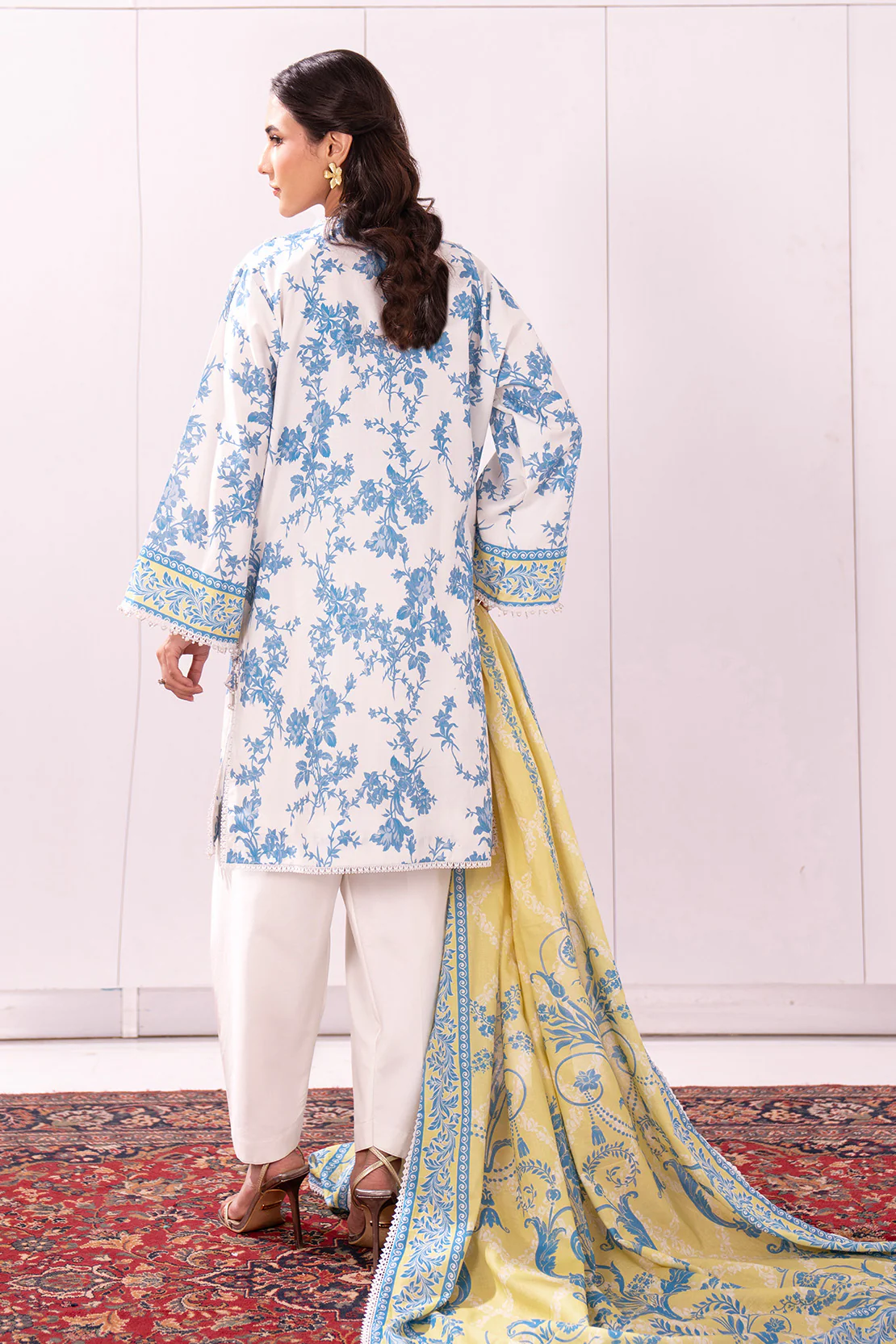 Printed - 3 Pc Lawn Suit - Image 5