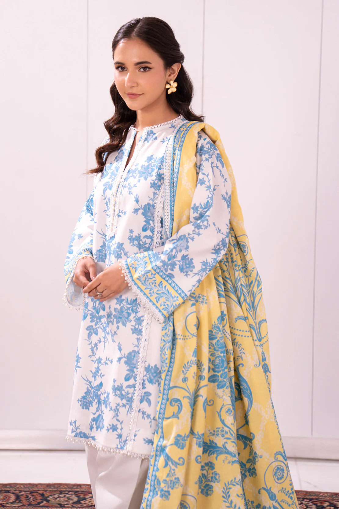 Printed - 2 Pc Lawn Suit (Lawn Dupatta) - Image 3