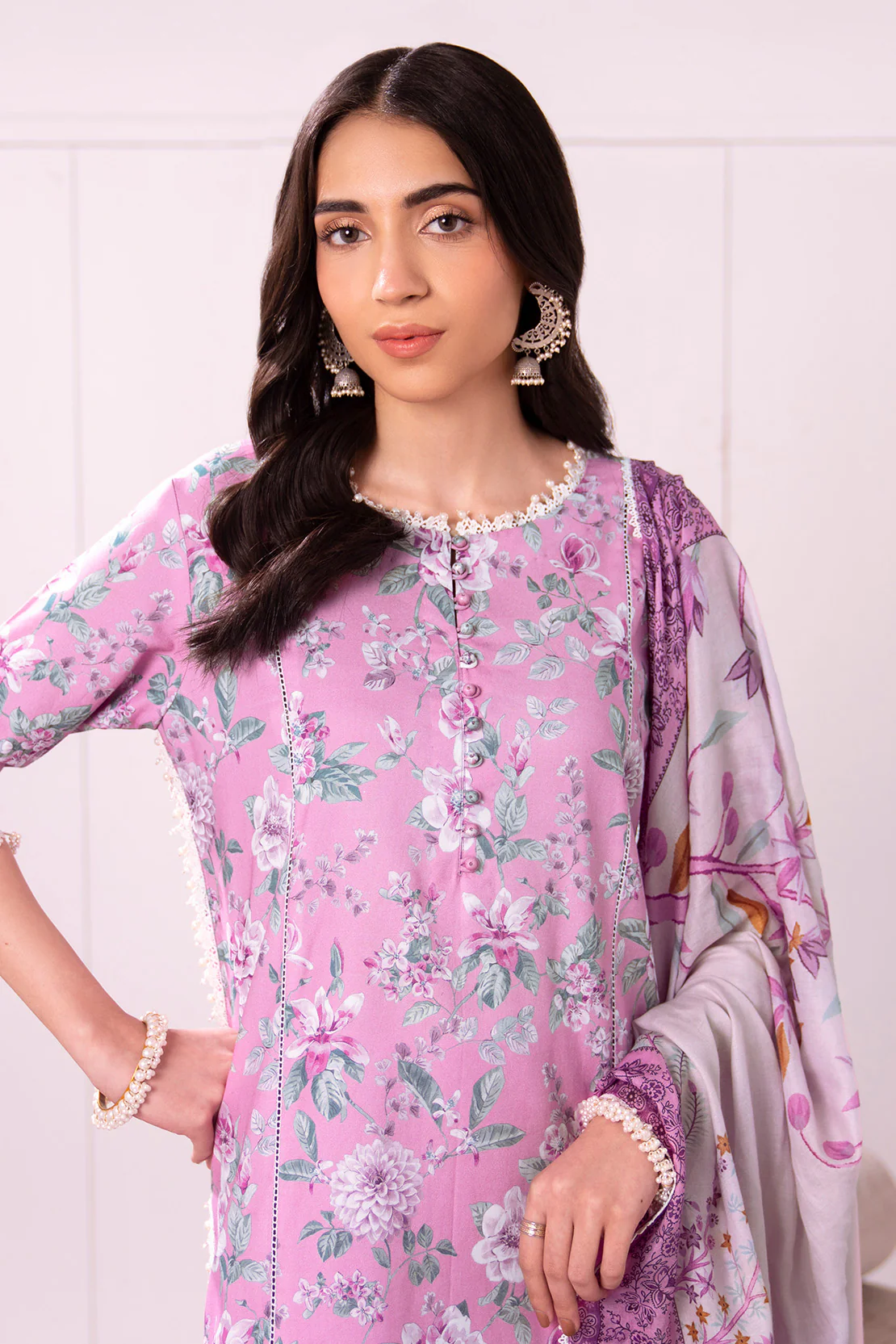 Printed - 2 Pc Lawn Suit (Lawn Dupatta) - Image 2