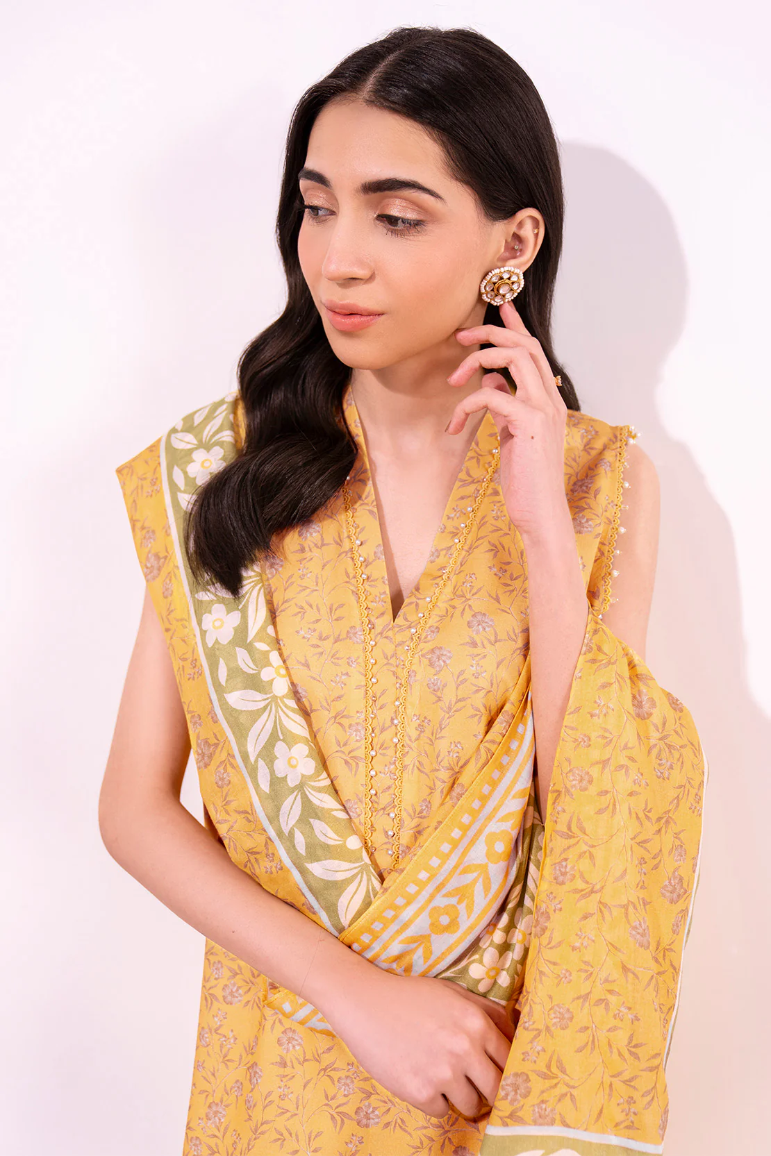 Printed - 3 Pc Lawn Suit (Lawn Dupatta) - Image 6