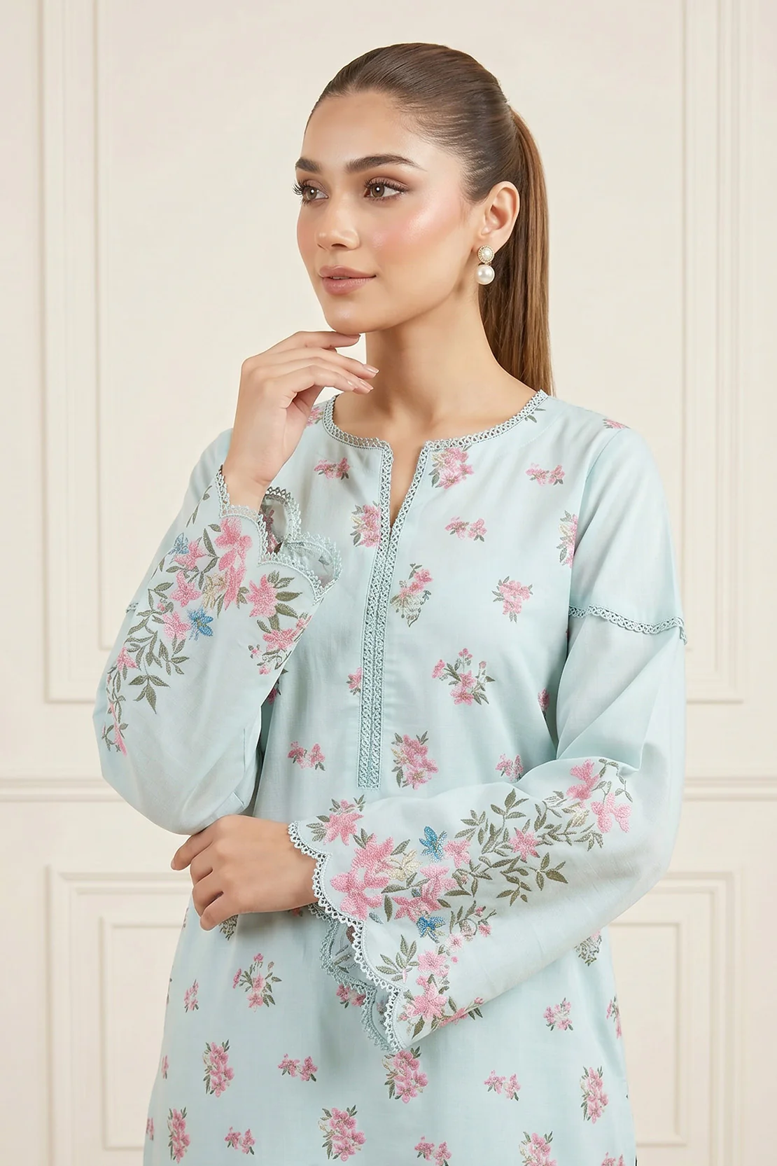 Embroidered - 2 Pc Lawn Suit - Image 3