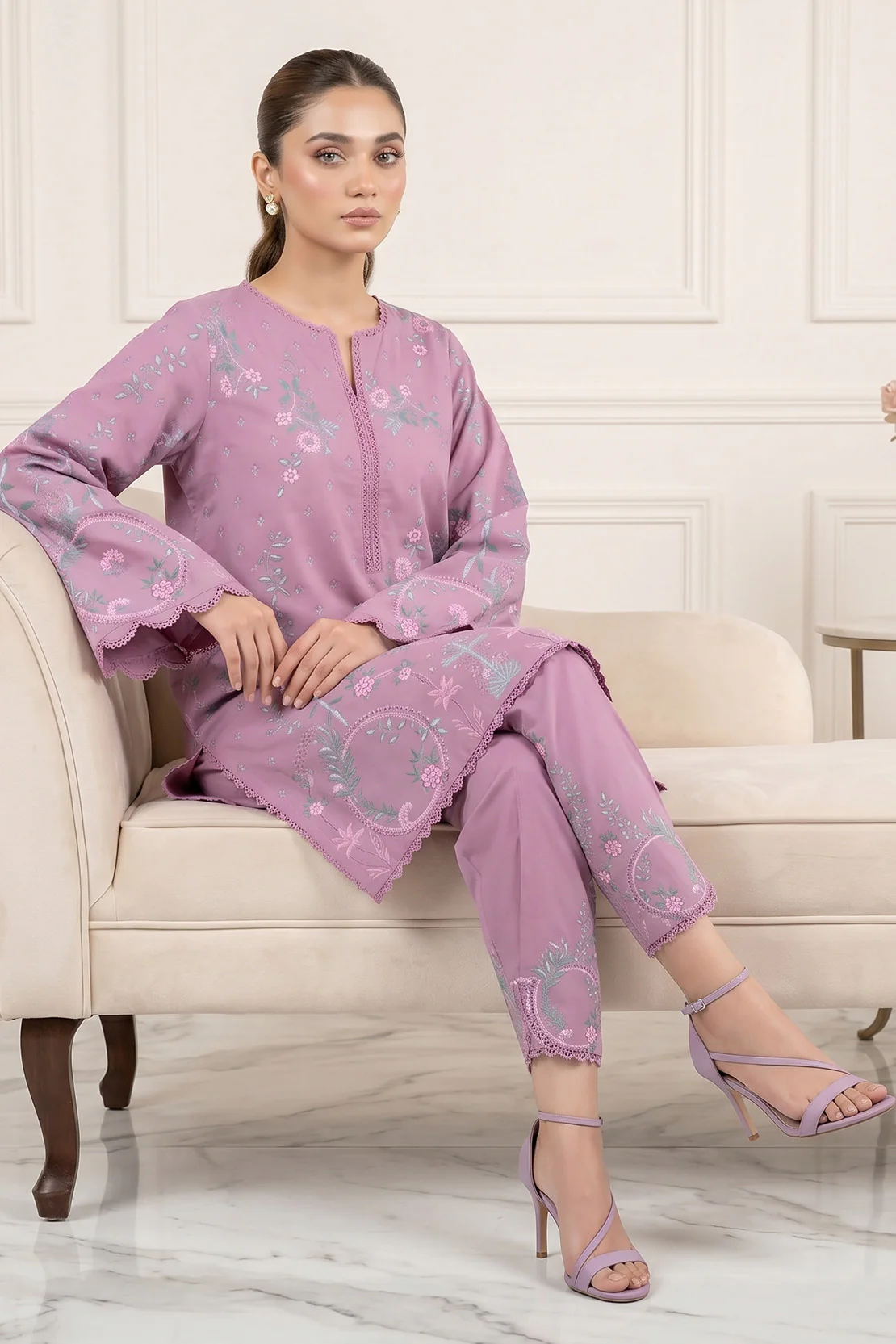 Printed - 2 Pc Lawn Suit (Shirt & Trouser) - Image 3