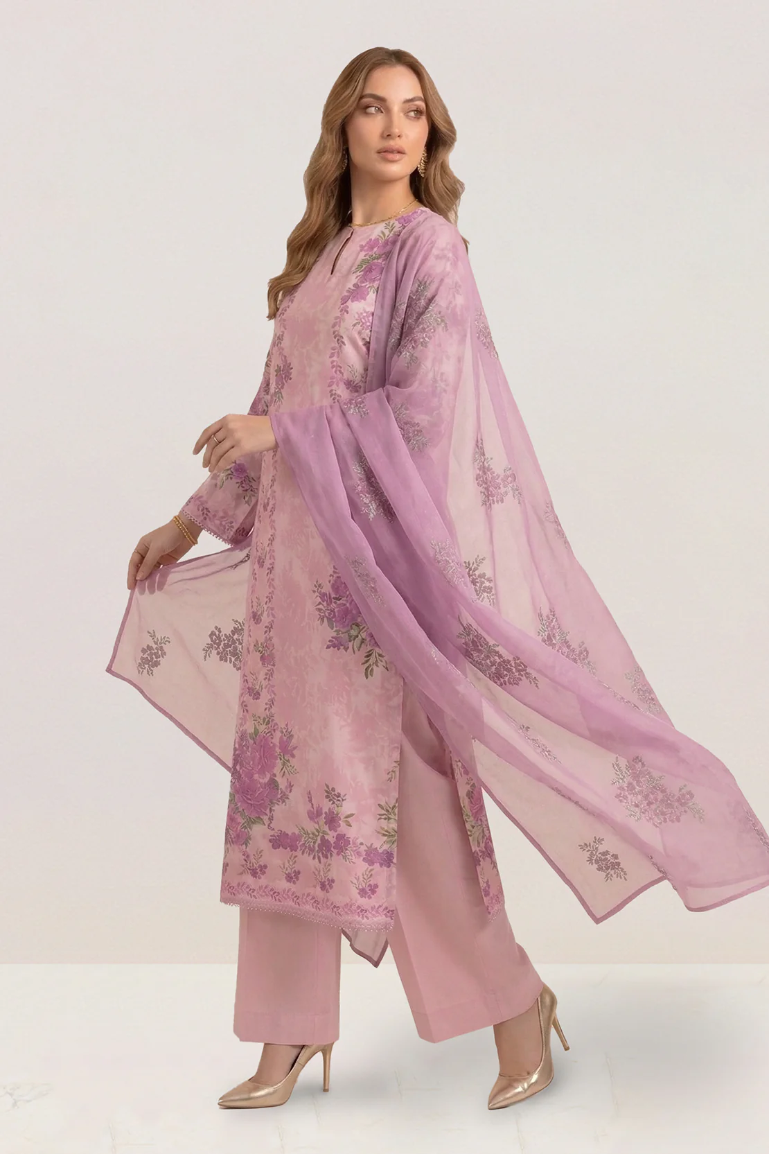 Embroidered - 3 Pc Lawn Suit - Image 3