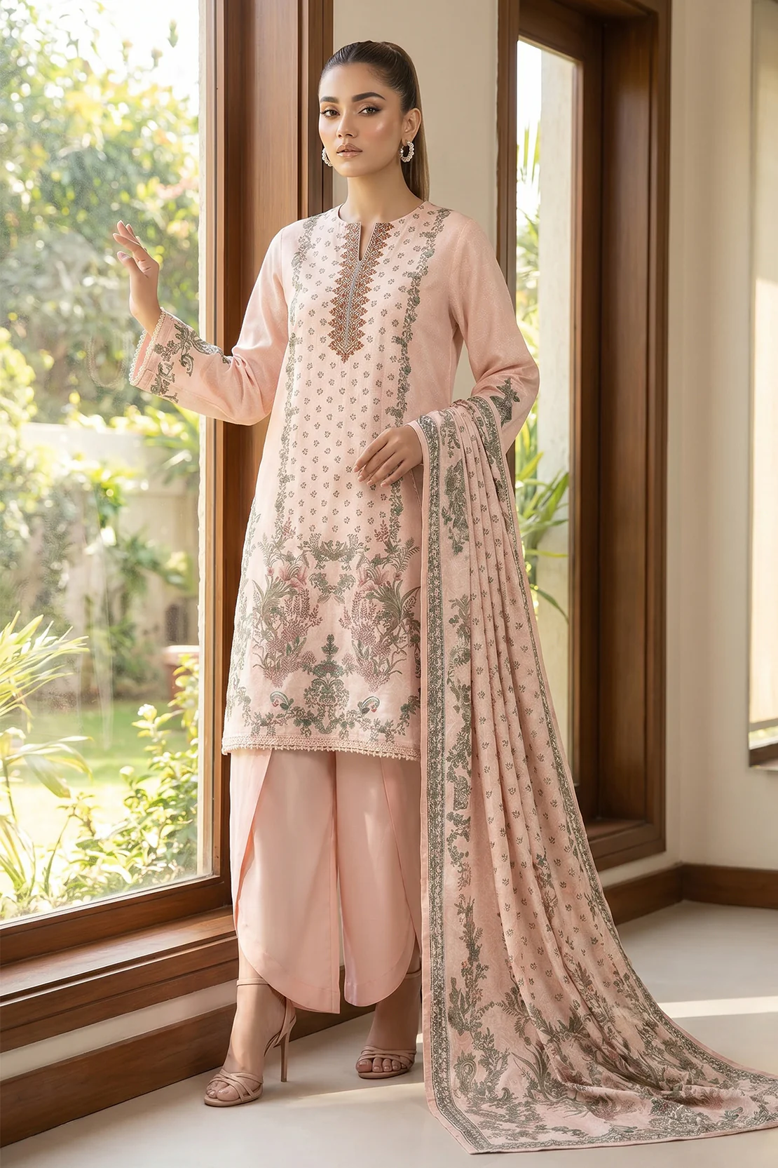 Printed - 2 Pc Lawn Suit - Image 3