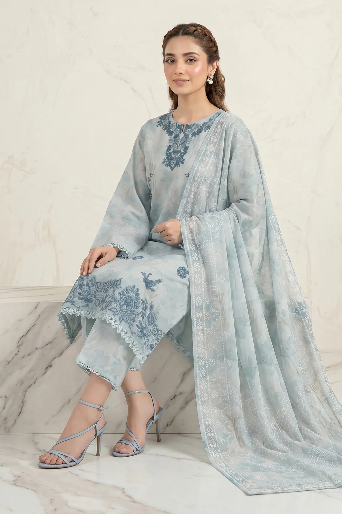 Embroidered - 3 Pc Lawn Suit - Image 2