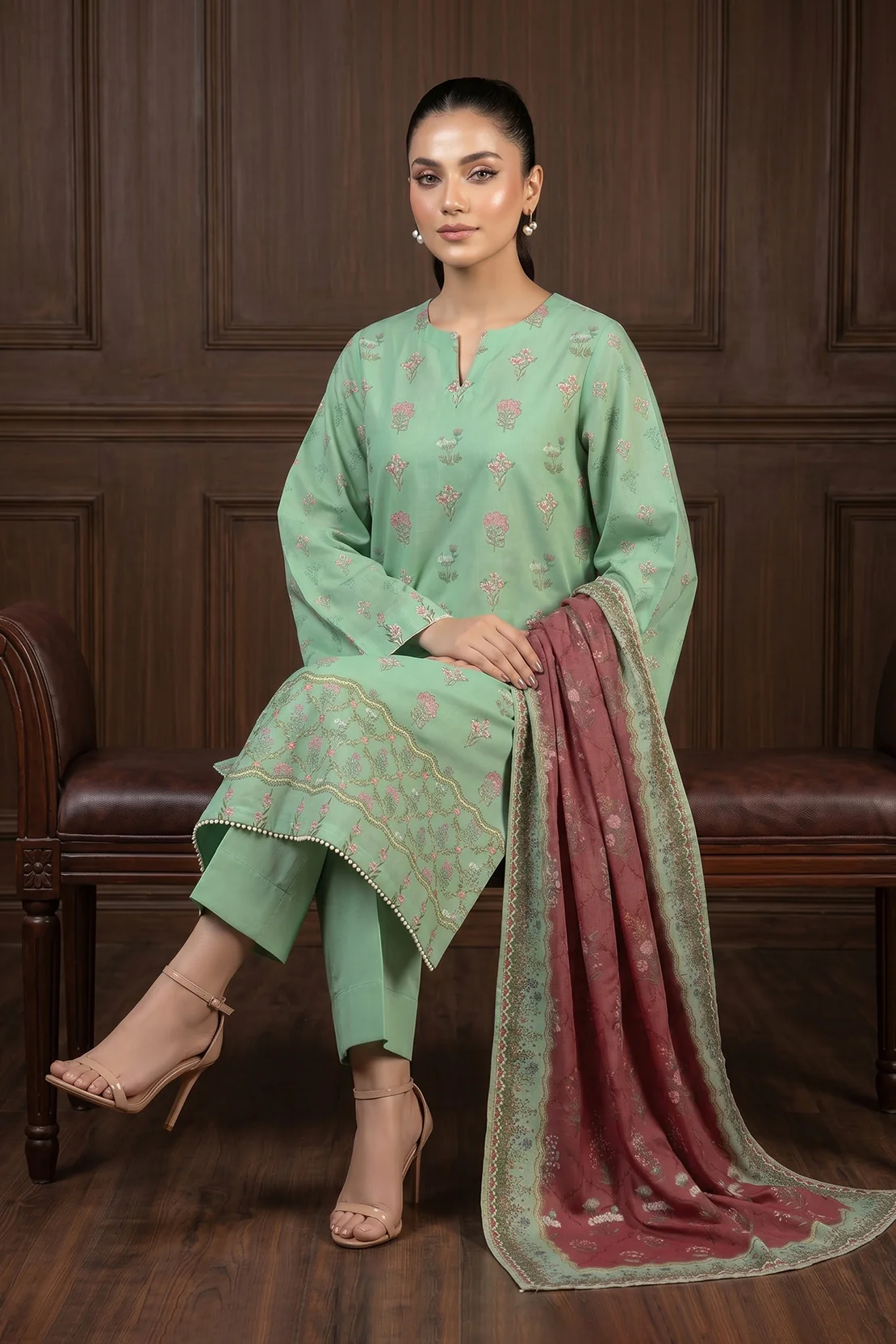 Printed - 3 Pc Lawn Suit - Image 3