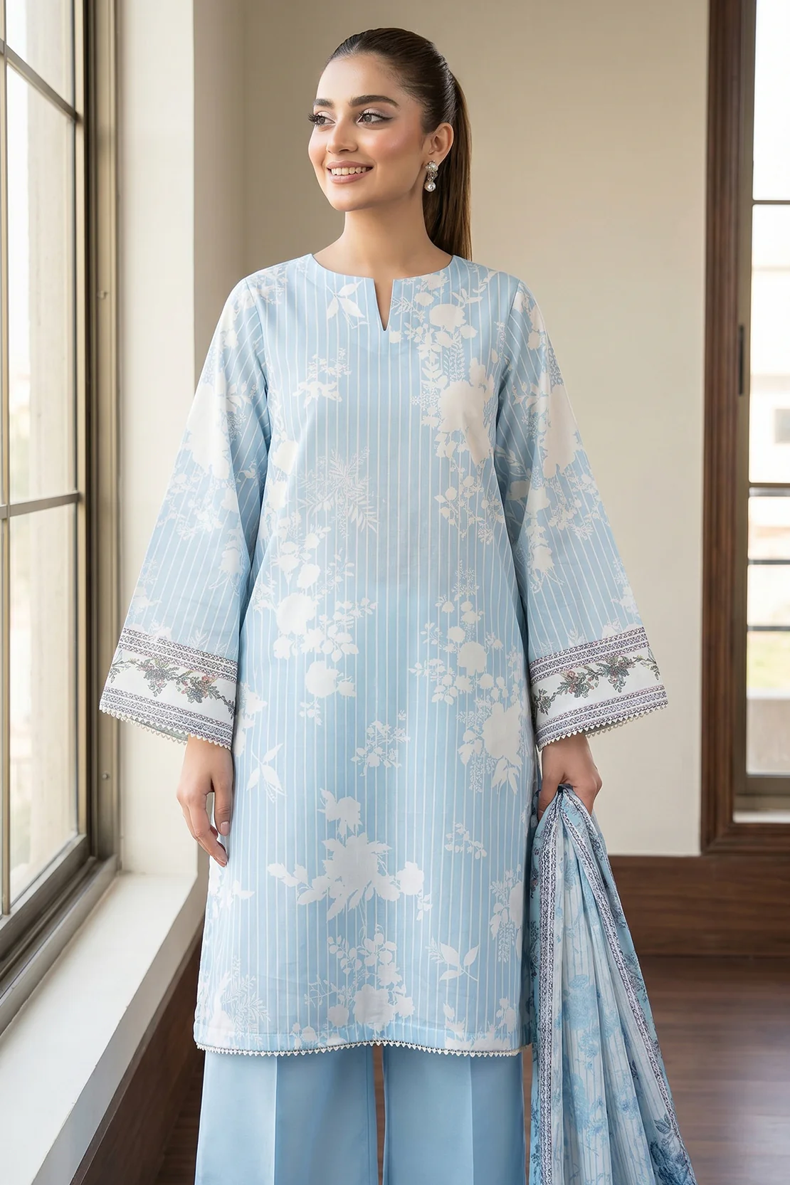 Printed - 3 Pc Lawn Suit - Image 3