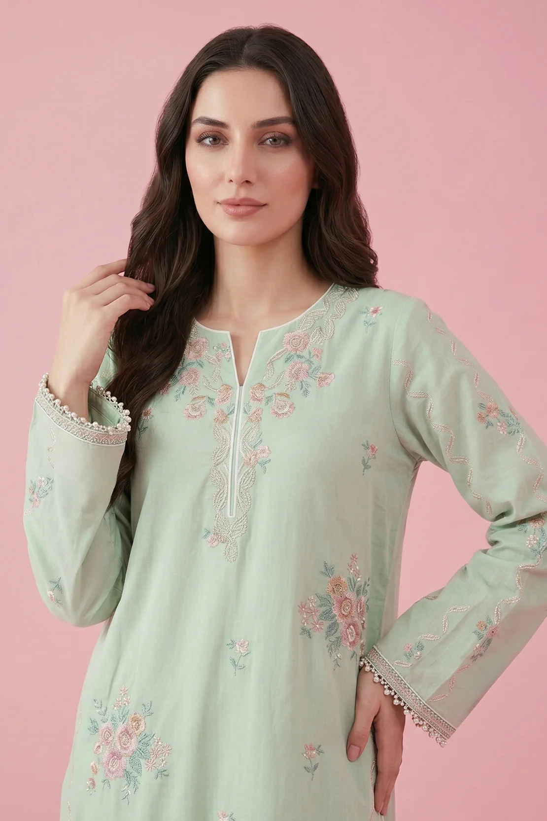 Embroidered - 2 Pc Lawn Suit - Image 4
