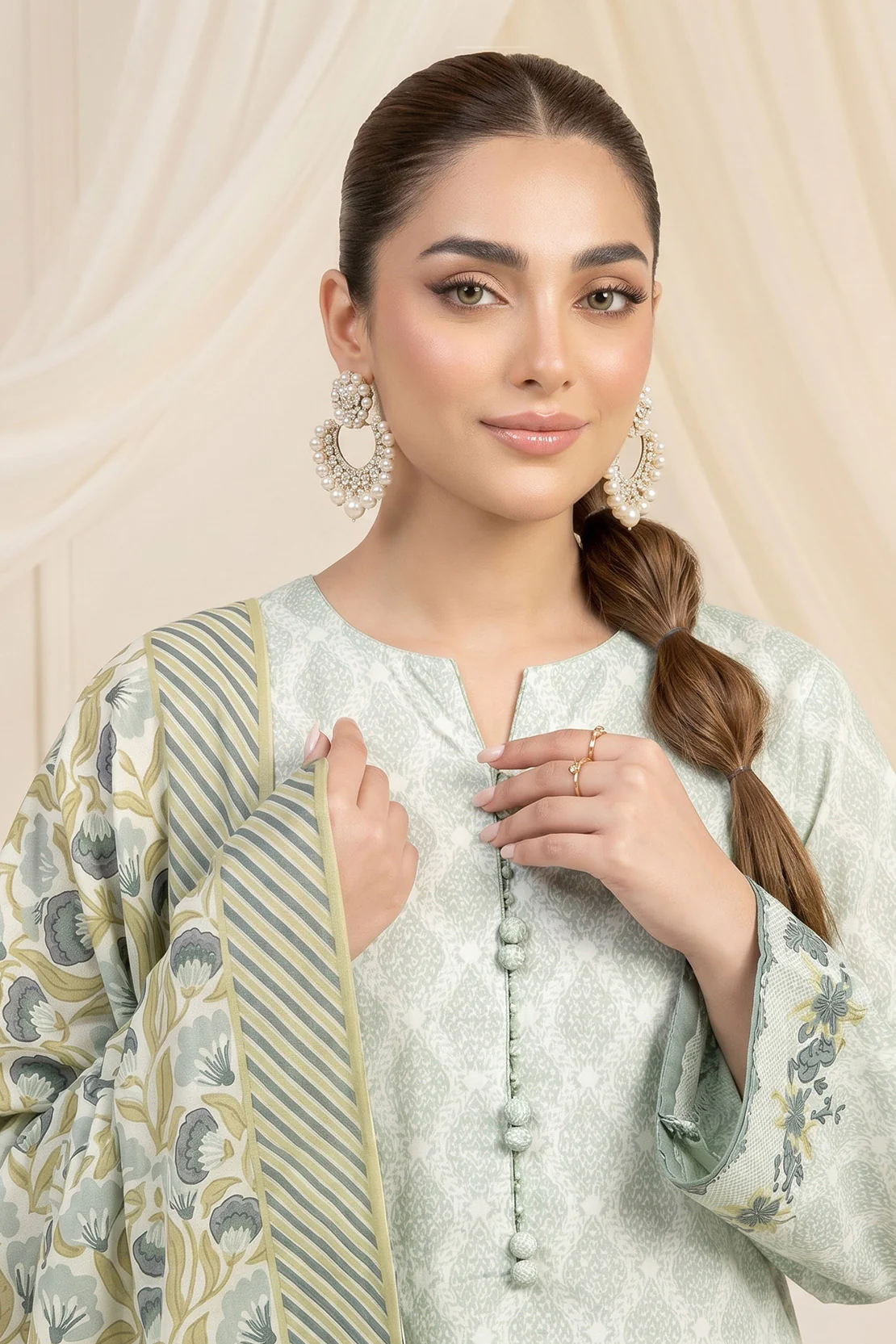 Printed - 3 Pc Lawn Suit - Image 4
