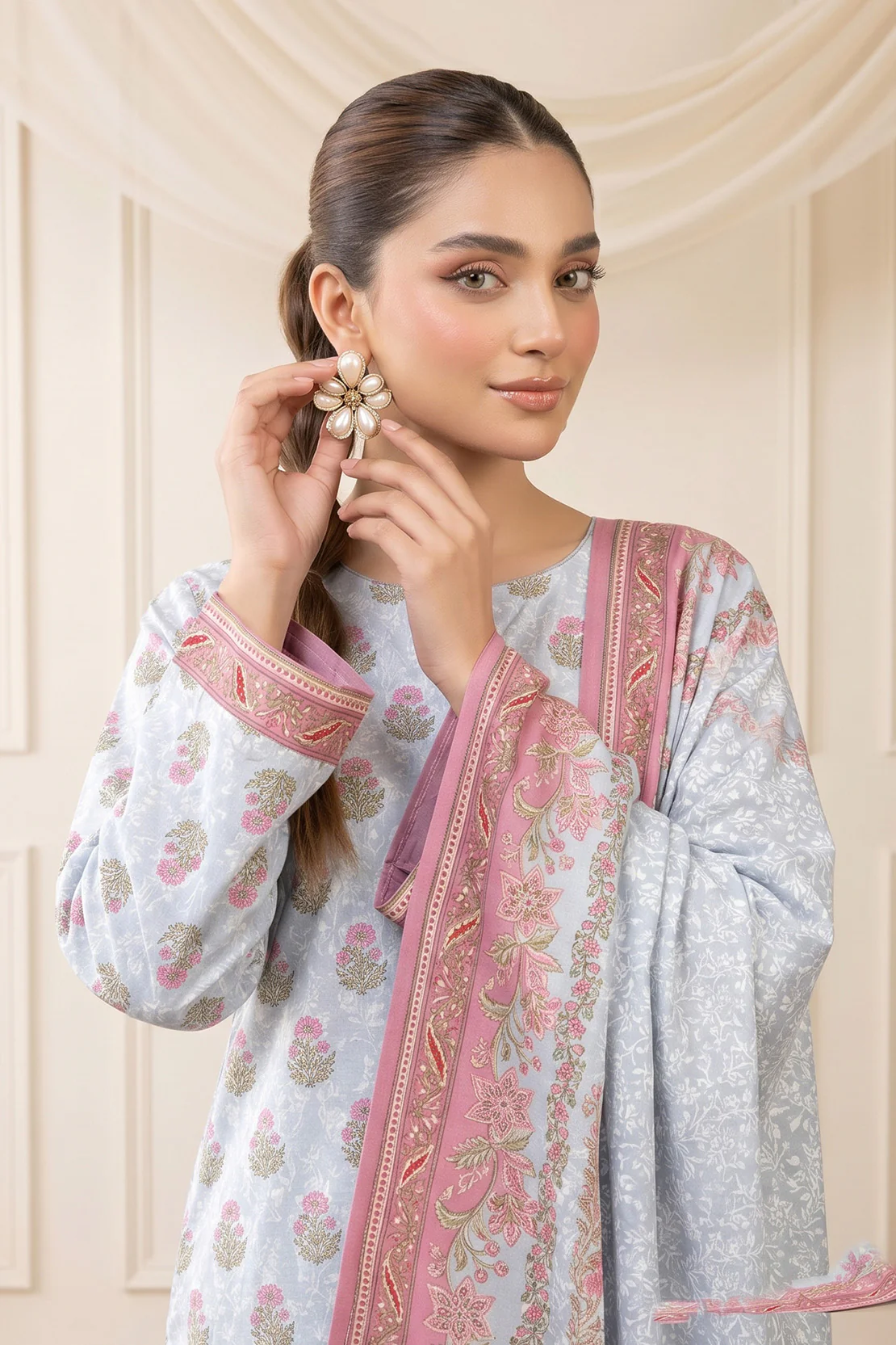 Printed - 3 Pc Lawn Suit - Image 3