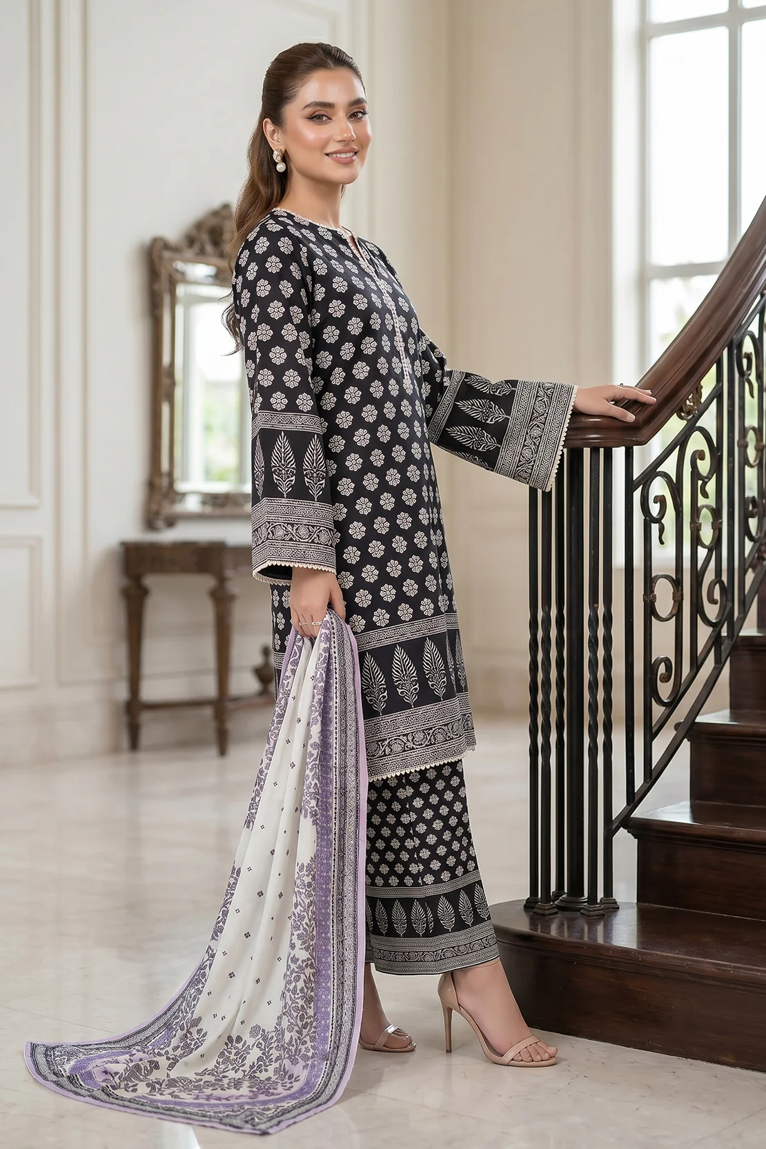 Printed - 3 Pc Lawn Suit - Image 5