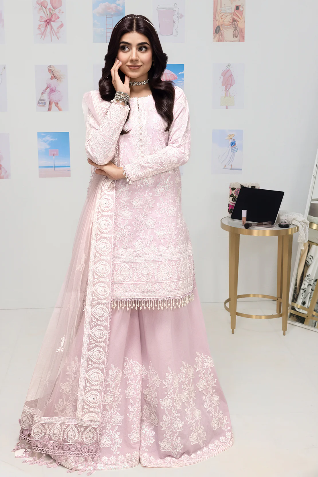 3Pc Premium Lawn Suit - Image 3
