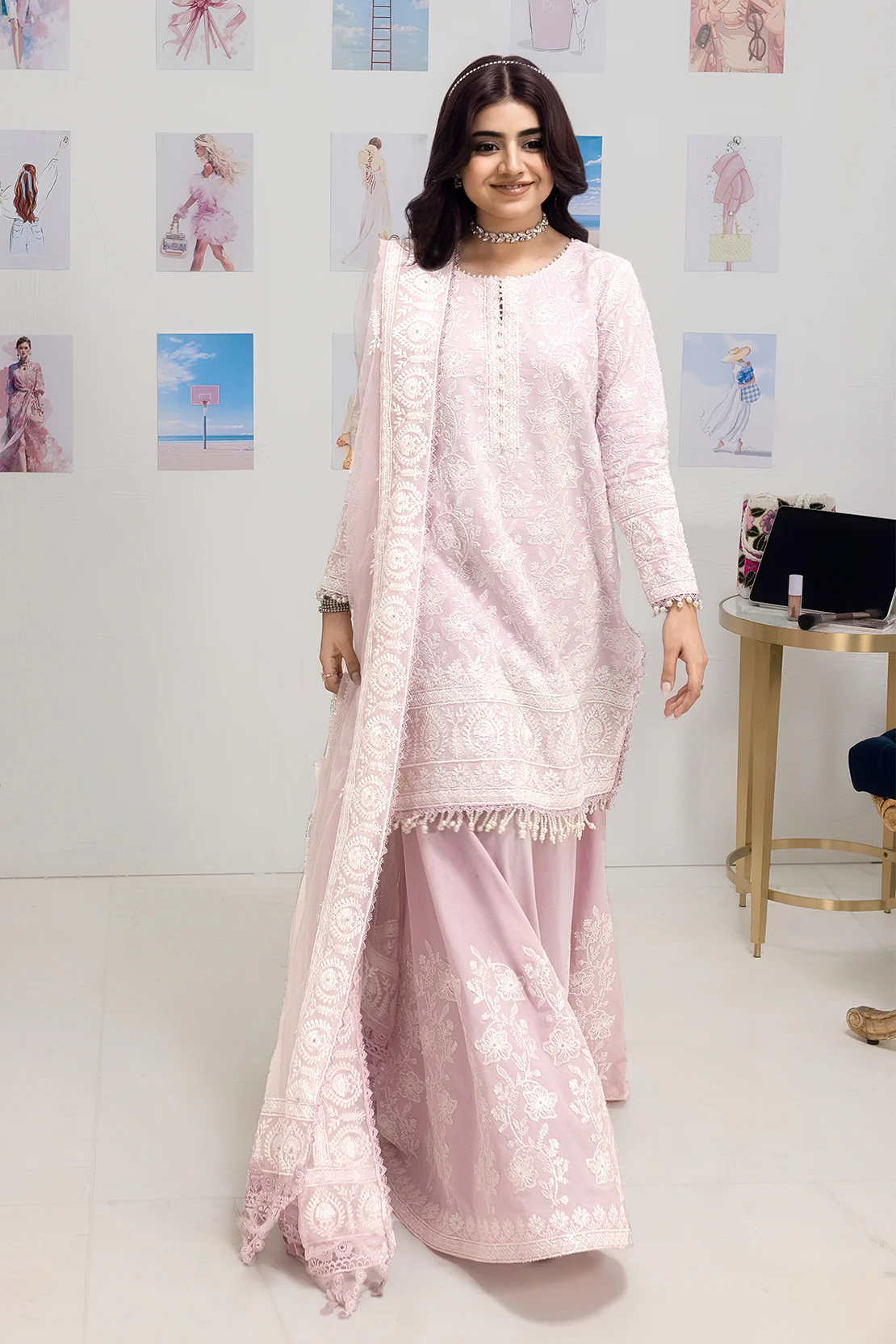 3Pc Premium Lawn Suit - Image 5