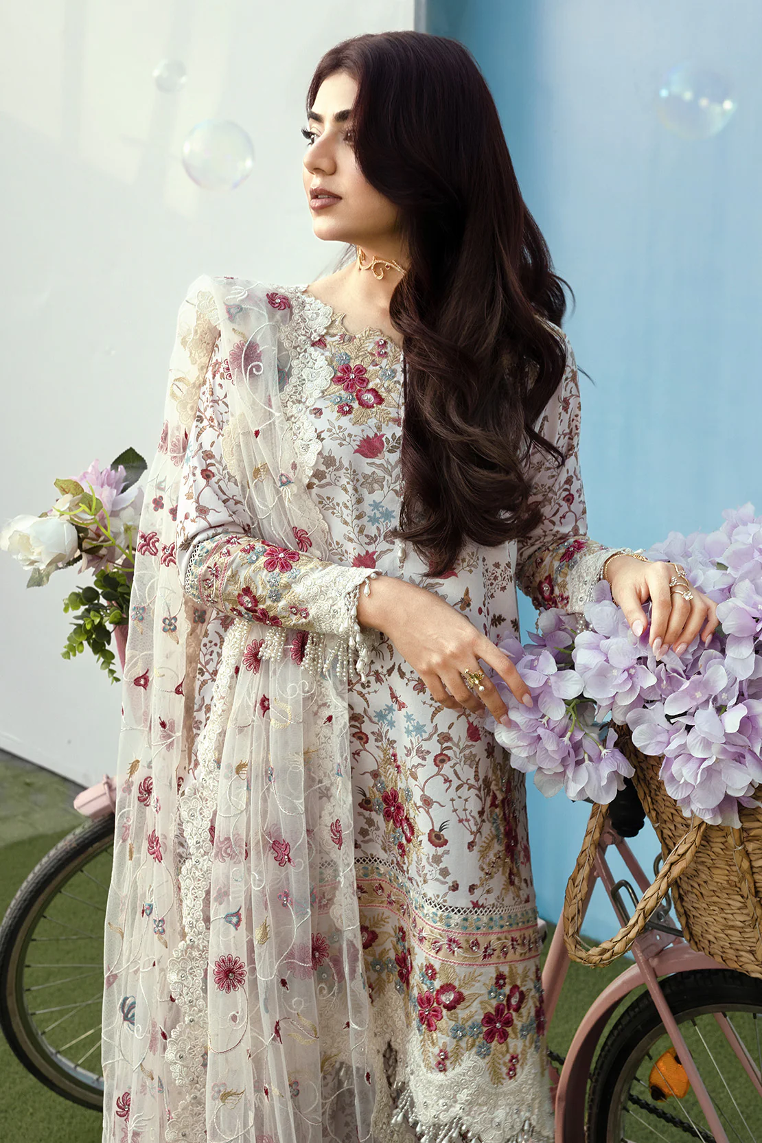 3Pc Premium Lawn Suit - Image 4